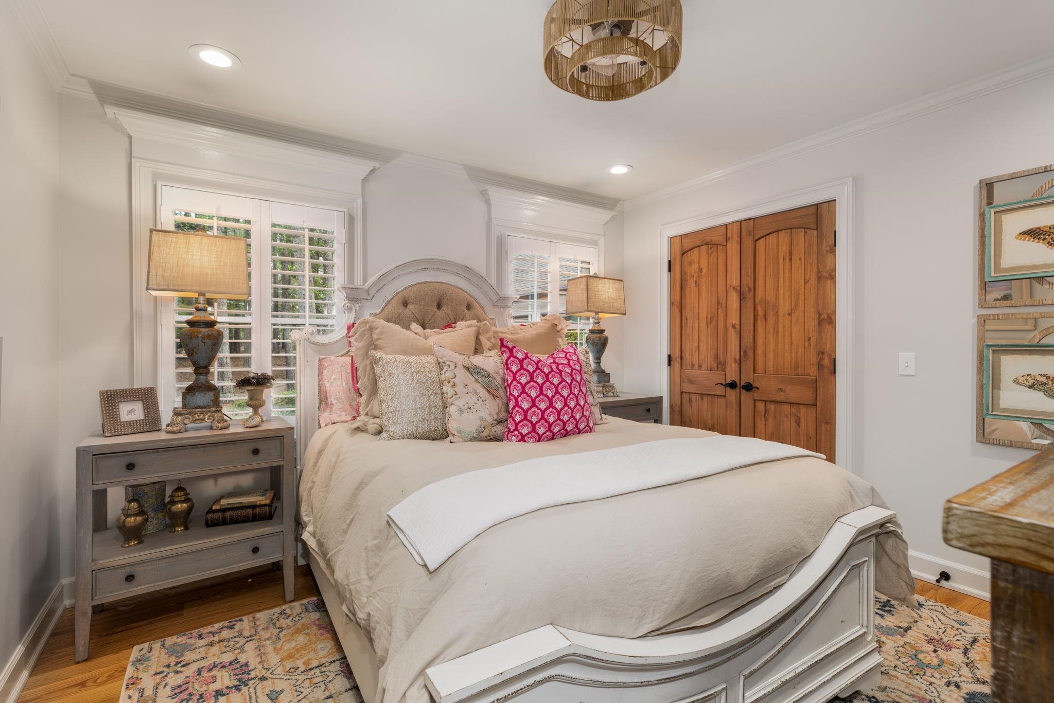 1040 SPYGLASS HILL
