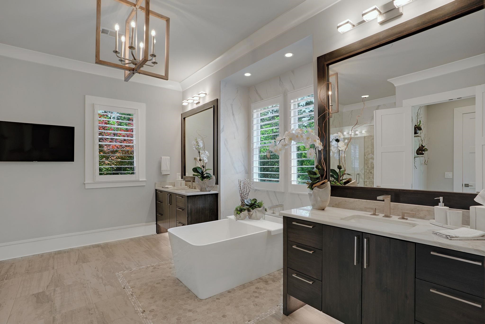 2051 SANDY FORD