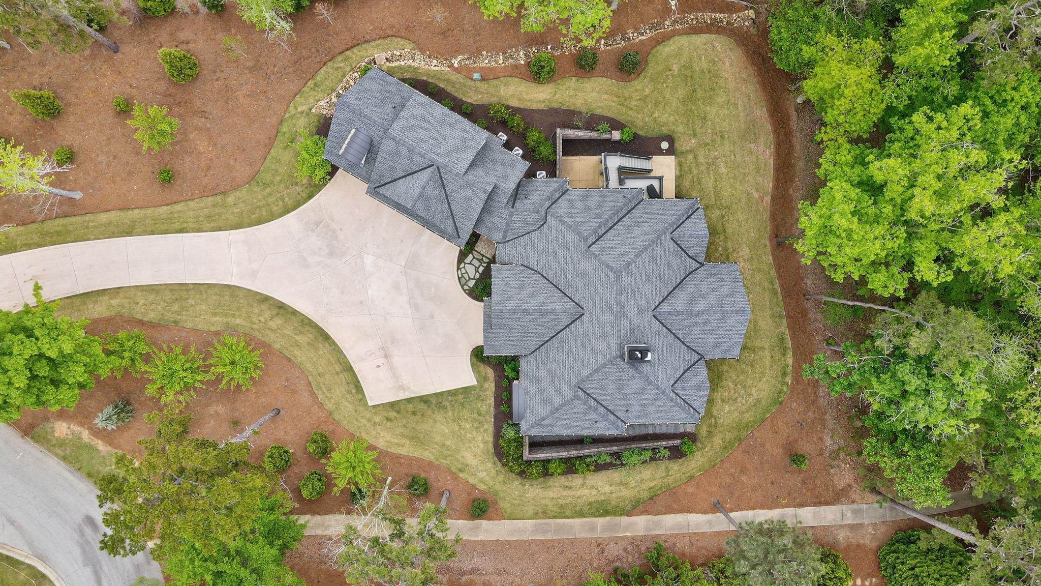 1080 JONES BLUFF COURT