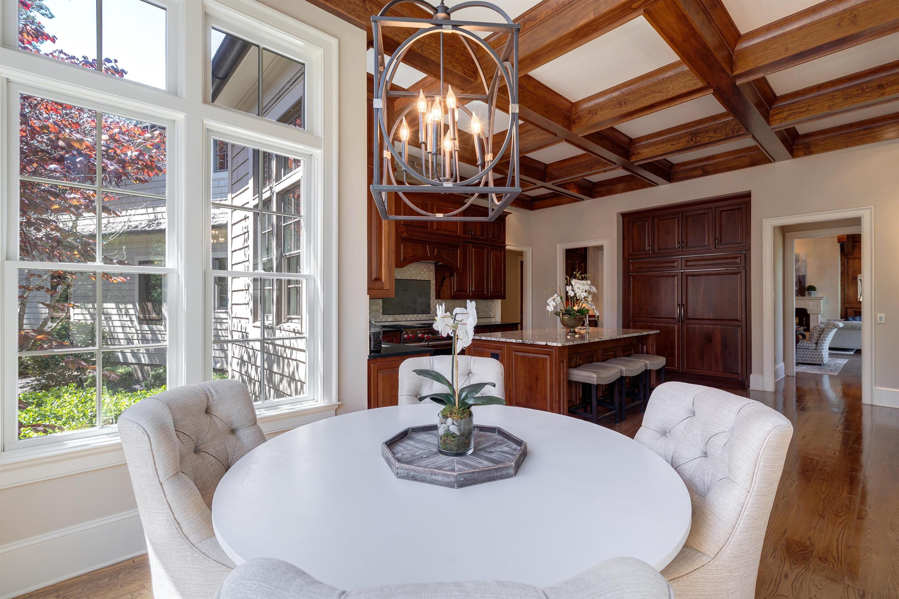 2030 LINGER LONGER DRIVE