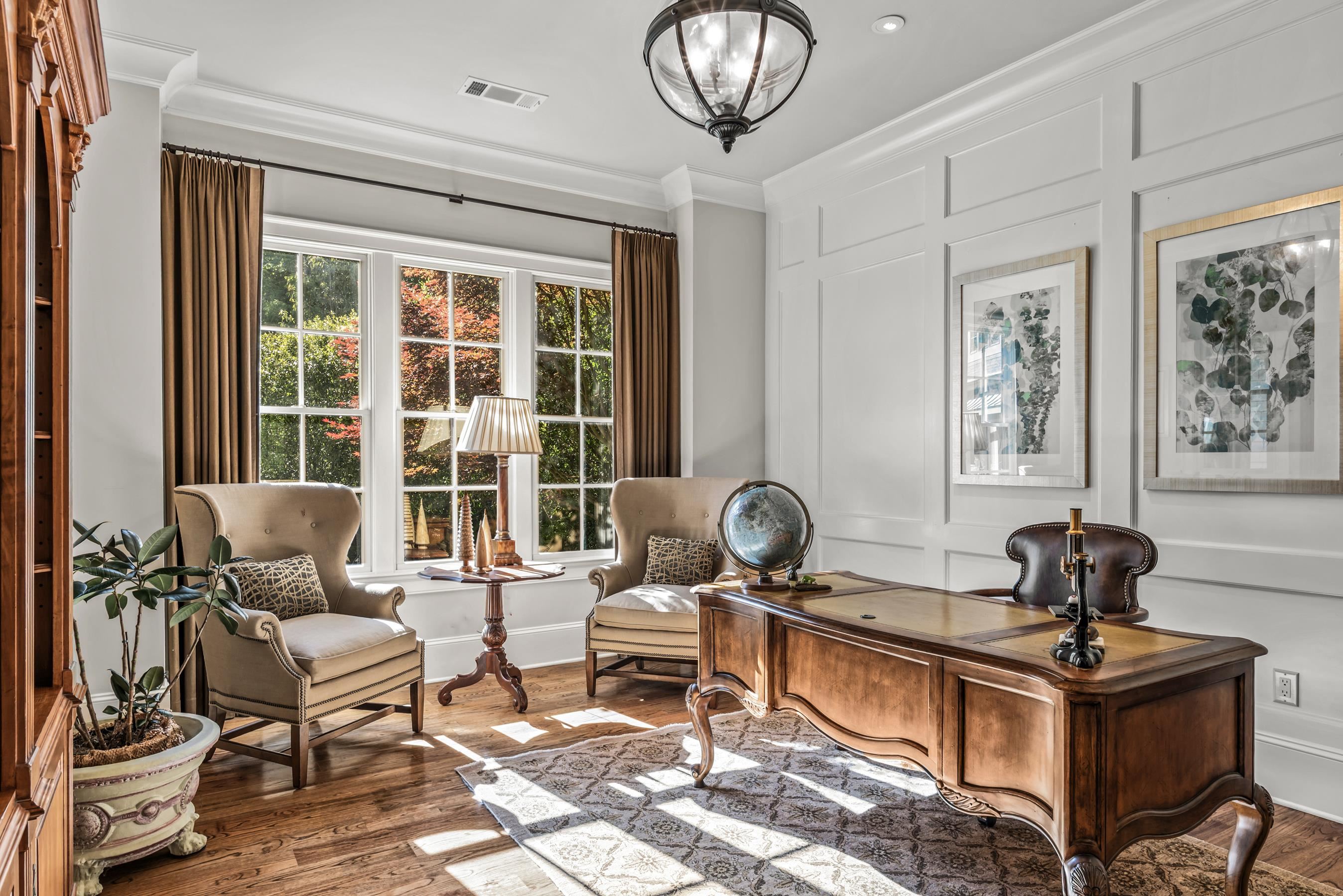 2030 LINGER LONGER DRIVE