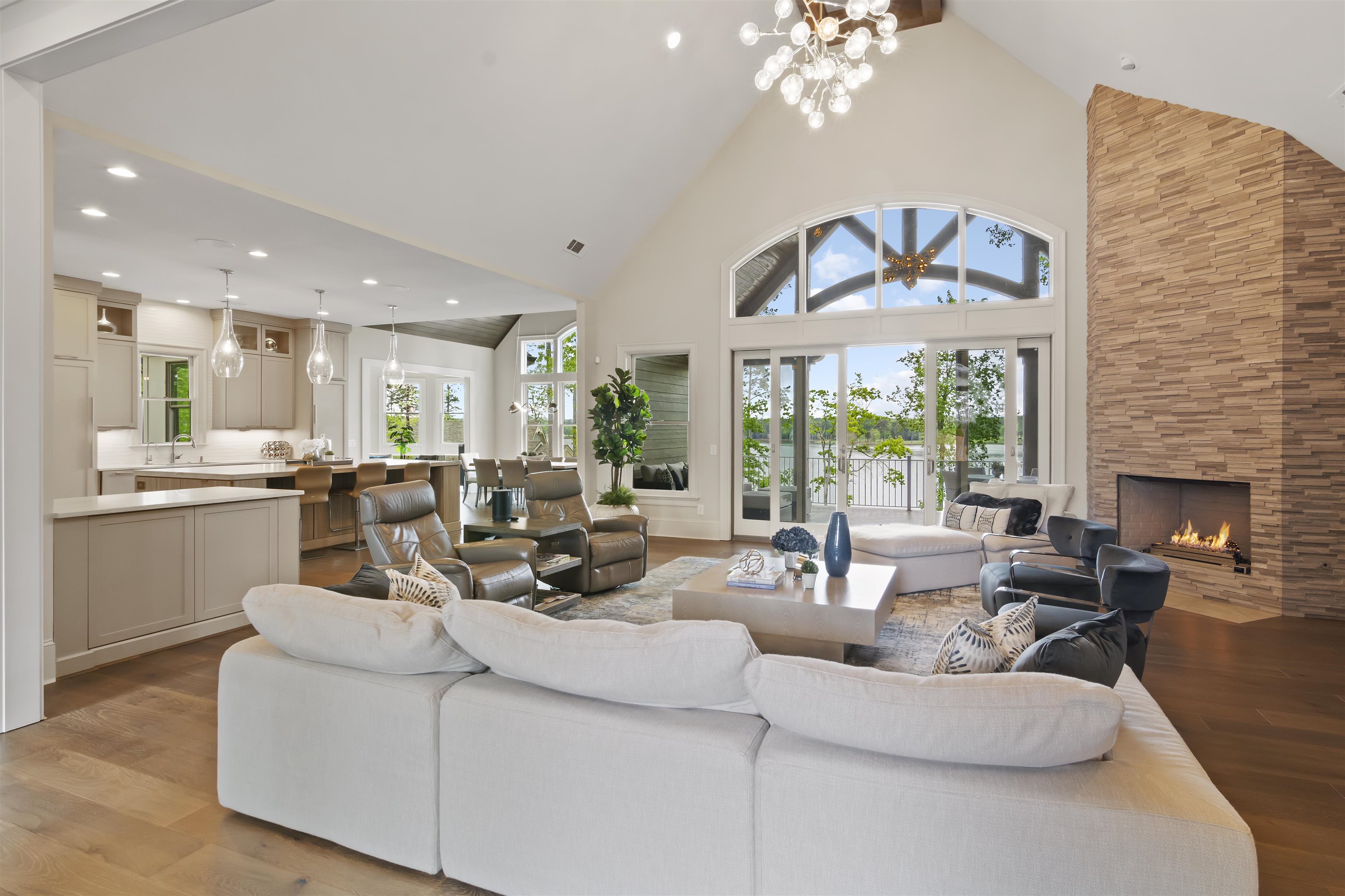 2751 LINGER LONGER DRIVE