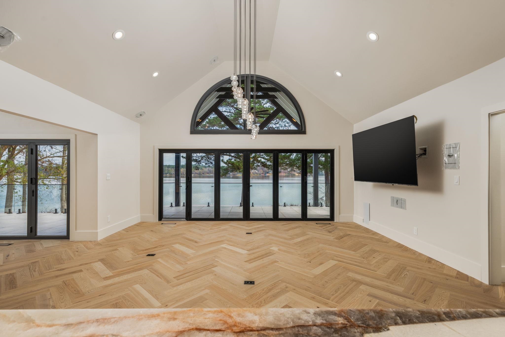 90 BRADFORD DRIVE