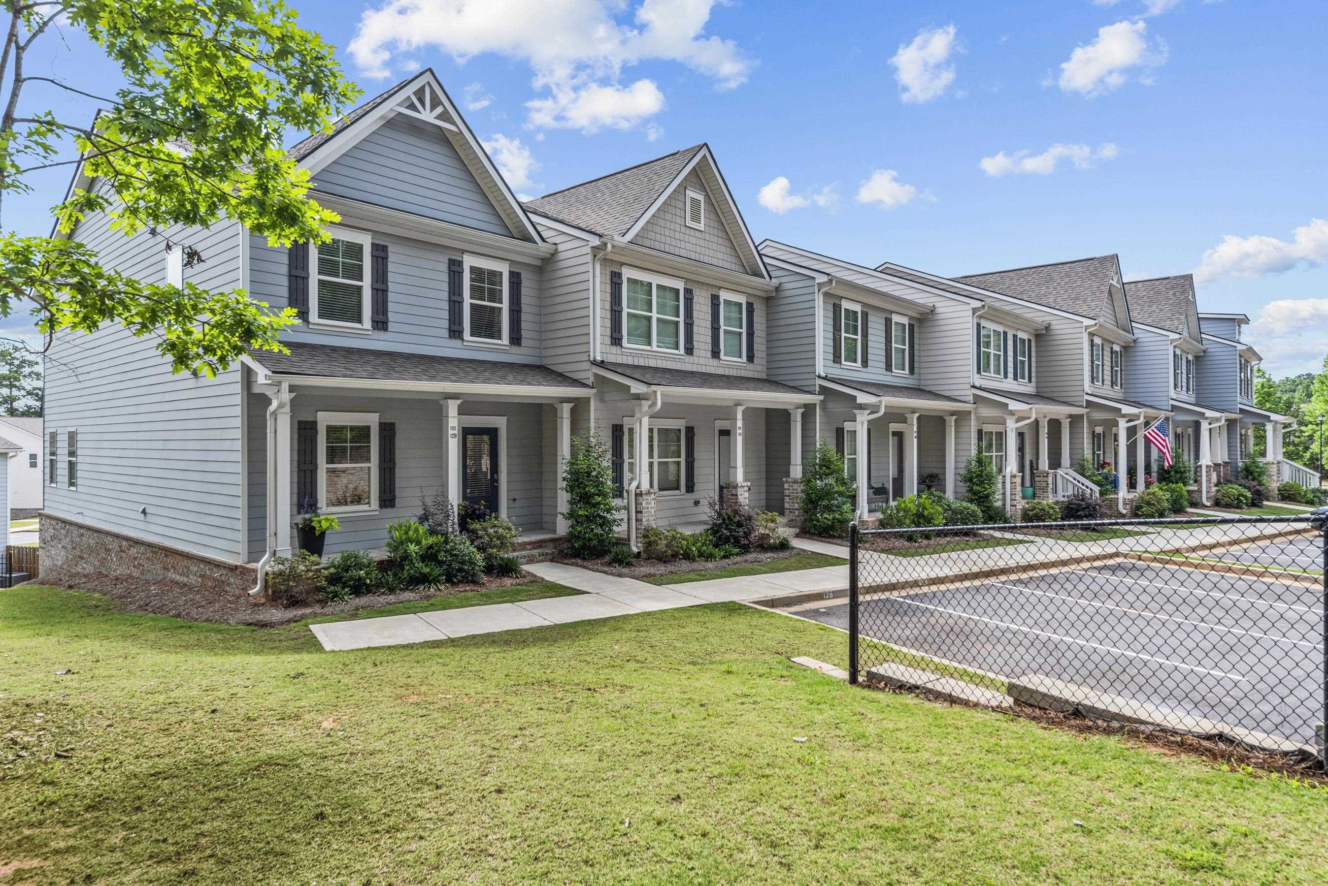 101 CRANE LANE