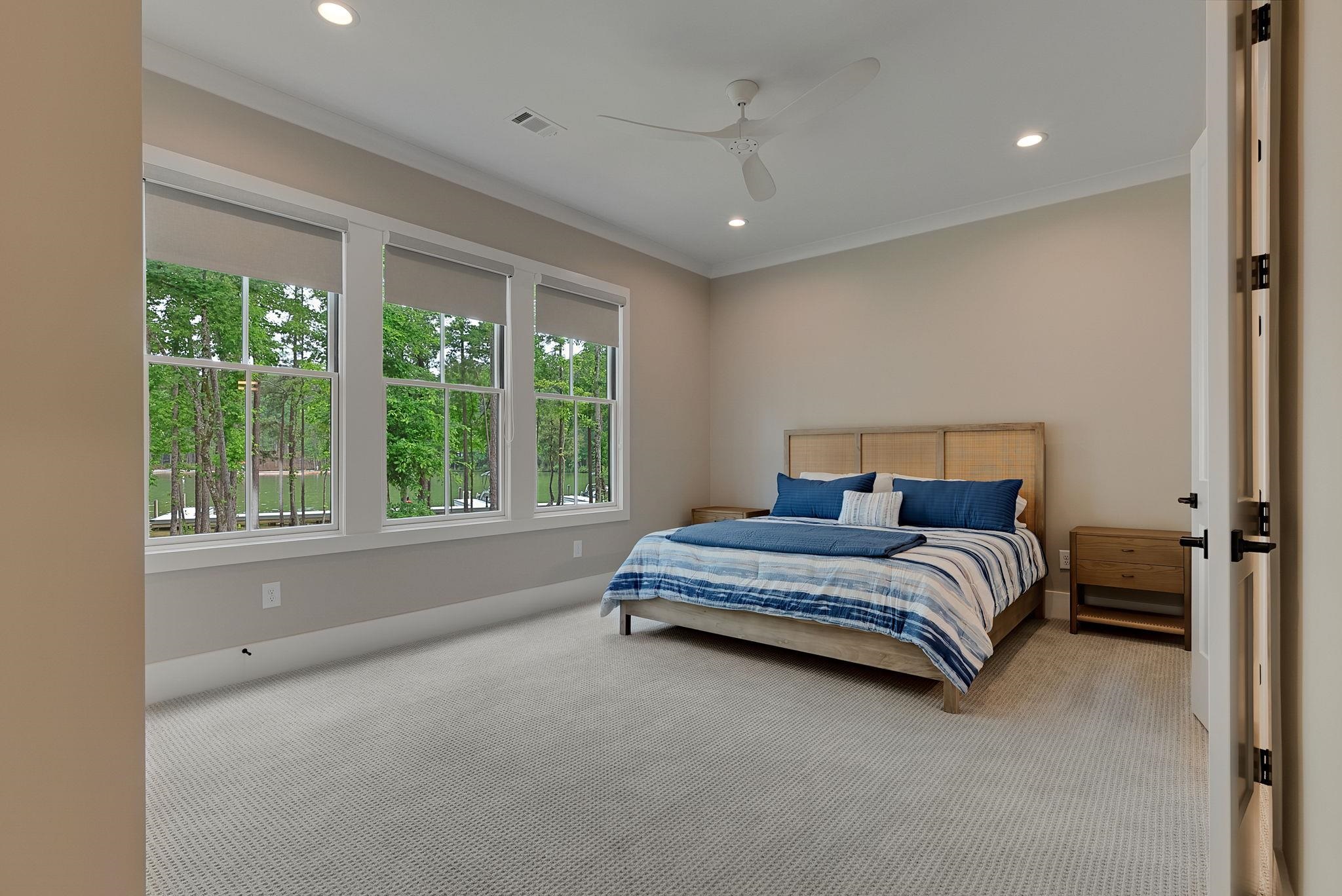 1101 LONGVIEW COMMONS