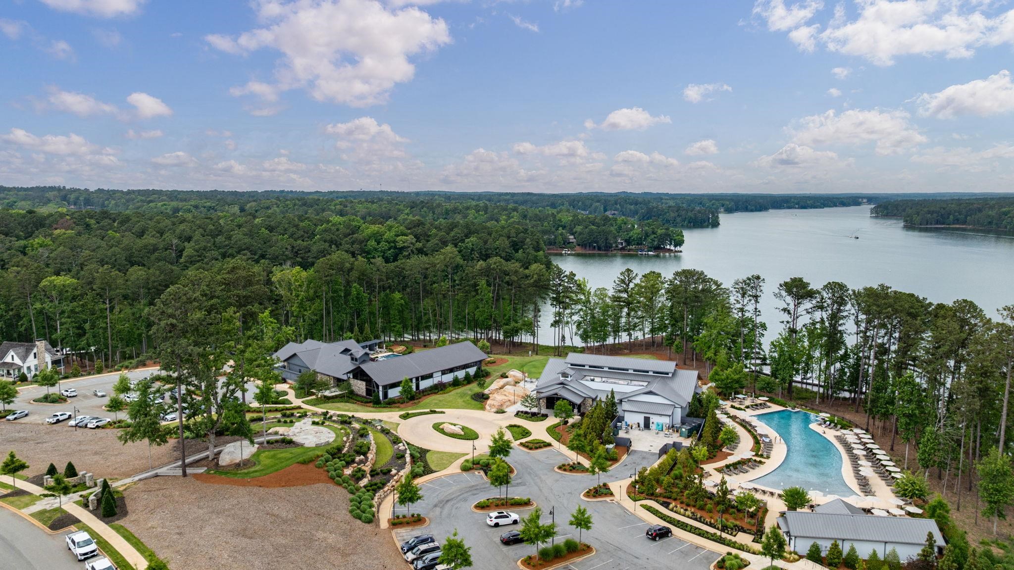 1101 LONGVIEW COMMONS