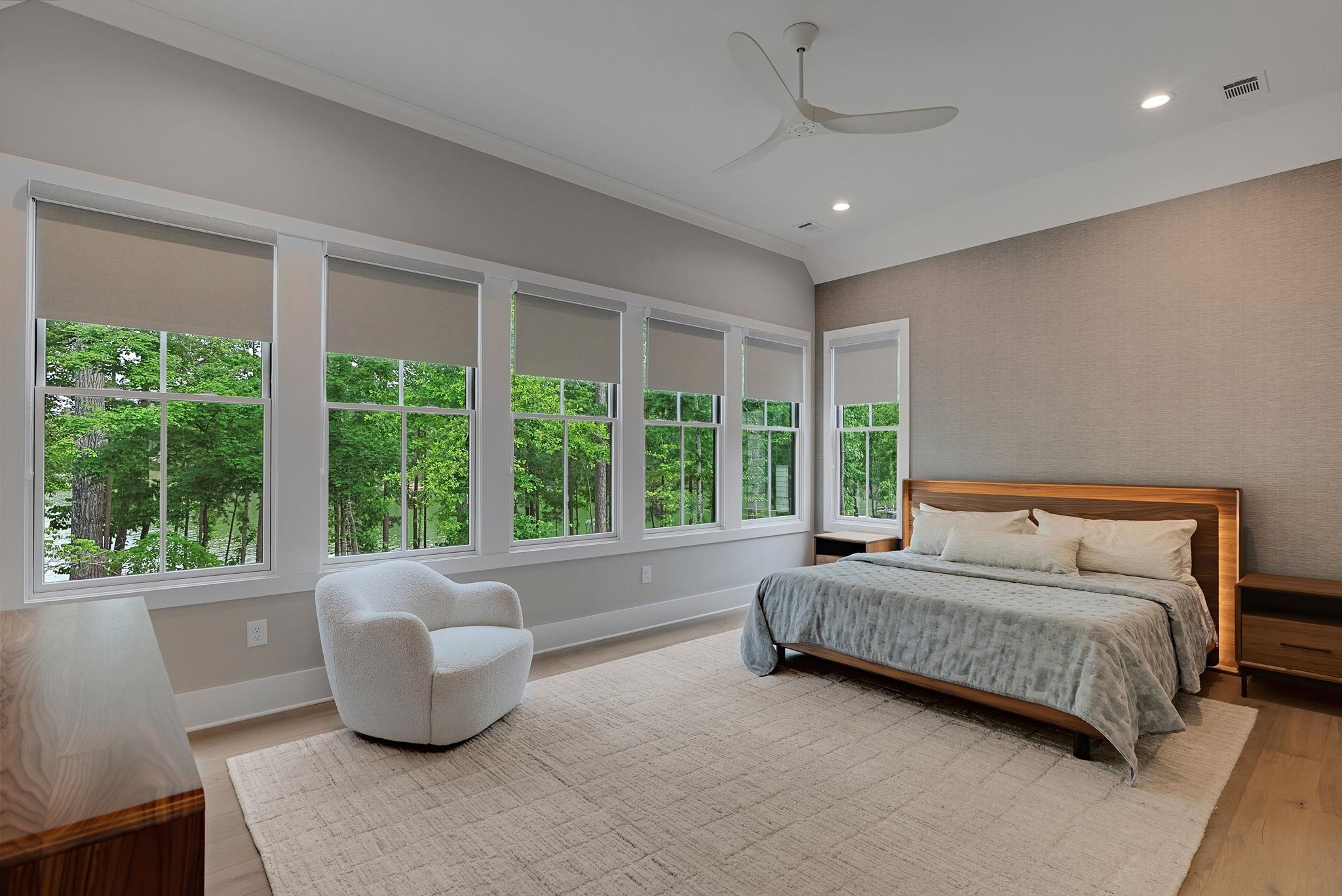 1101 LONGVIEW COMMONS