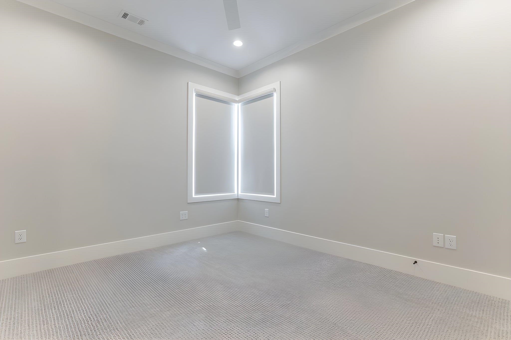 1101 LONGVIEW COMMONS
