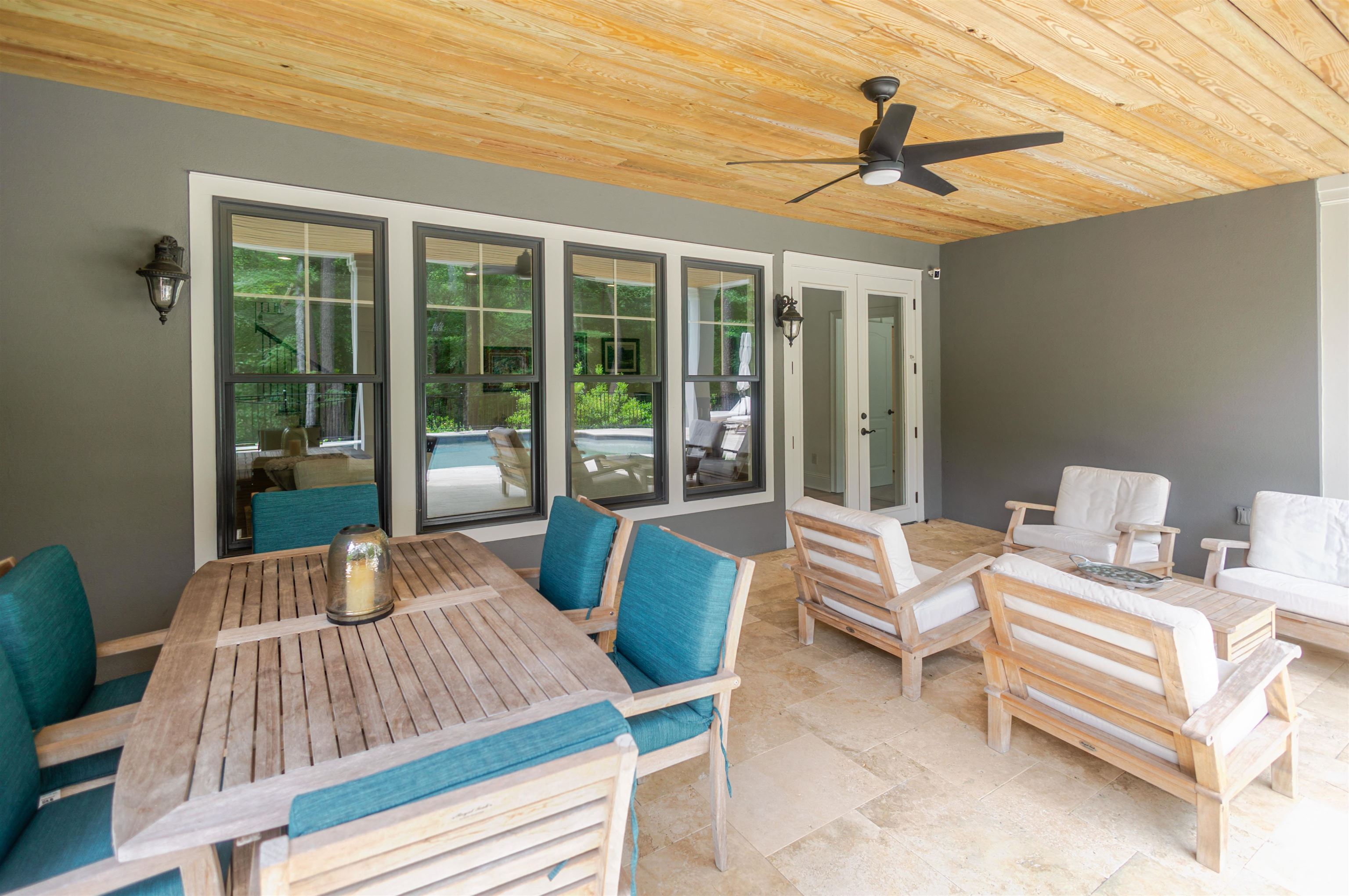 1010 JONES BLUFF COURT