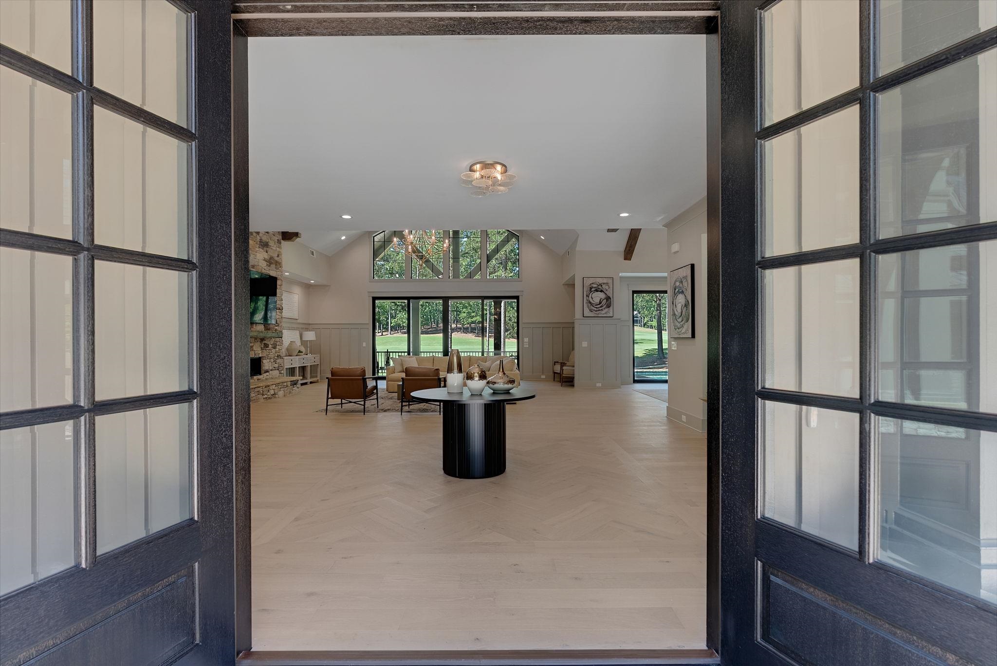 1010 MONFORT COURT