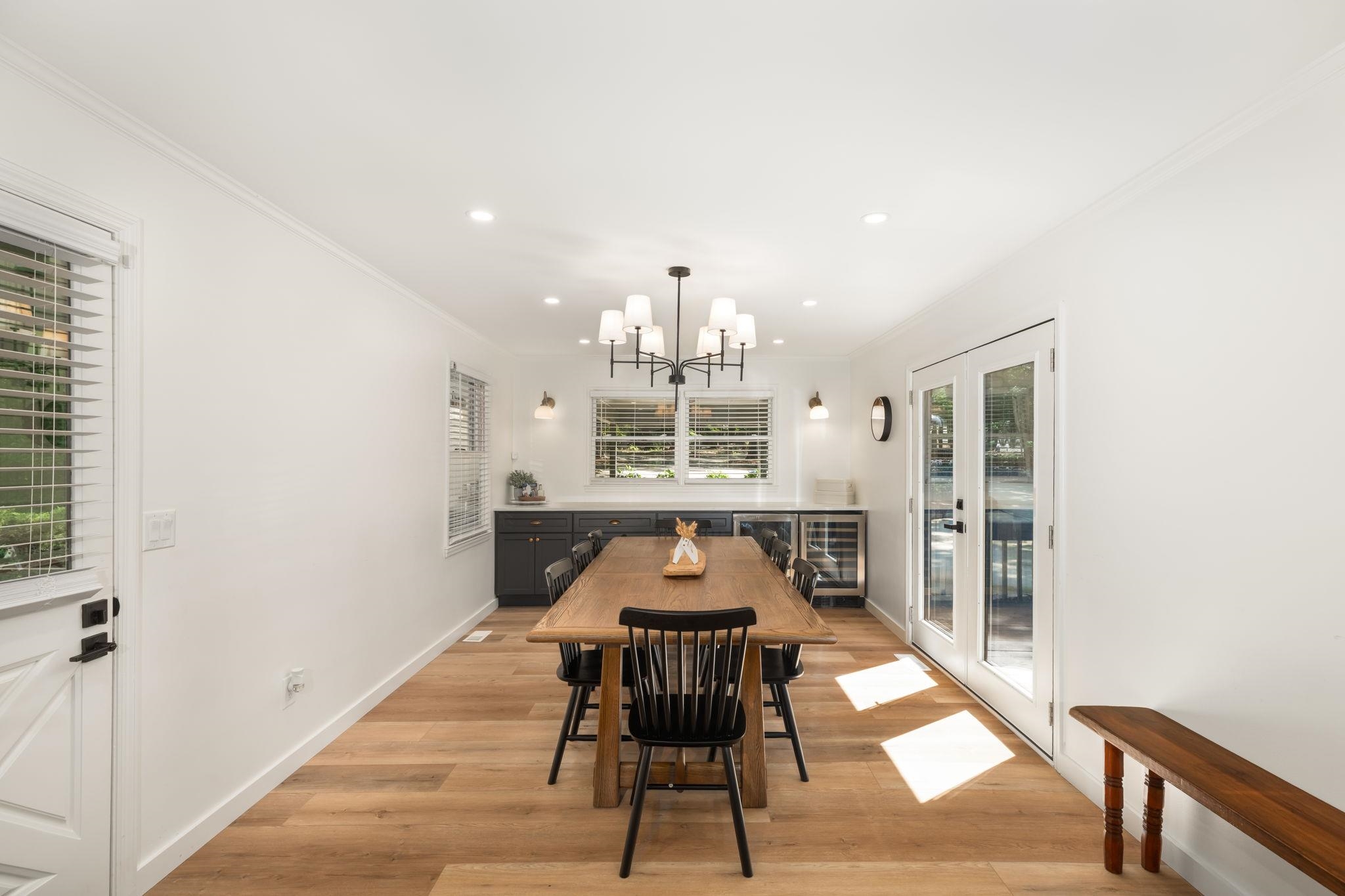 118 LAKE DRIVE