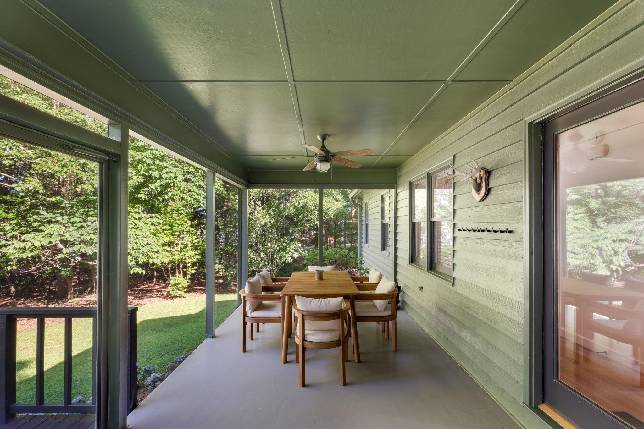 118 LAKE DRIVE