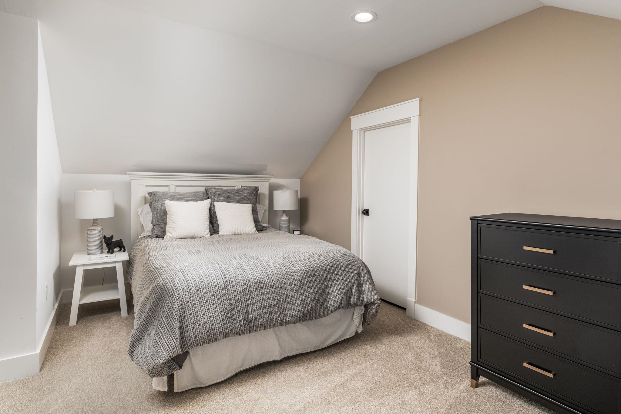 115 CEDAR COVE COURT