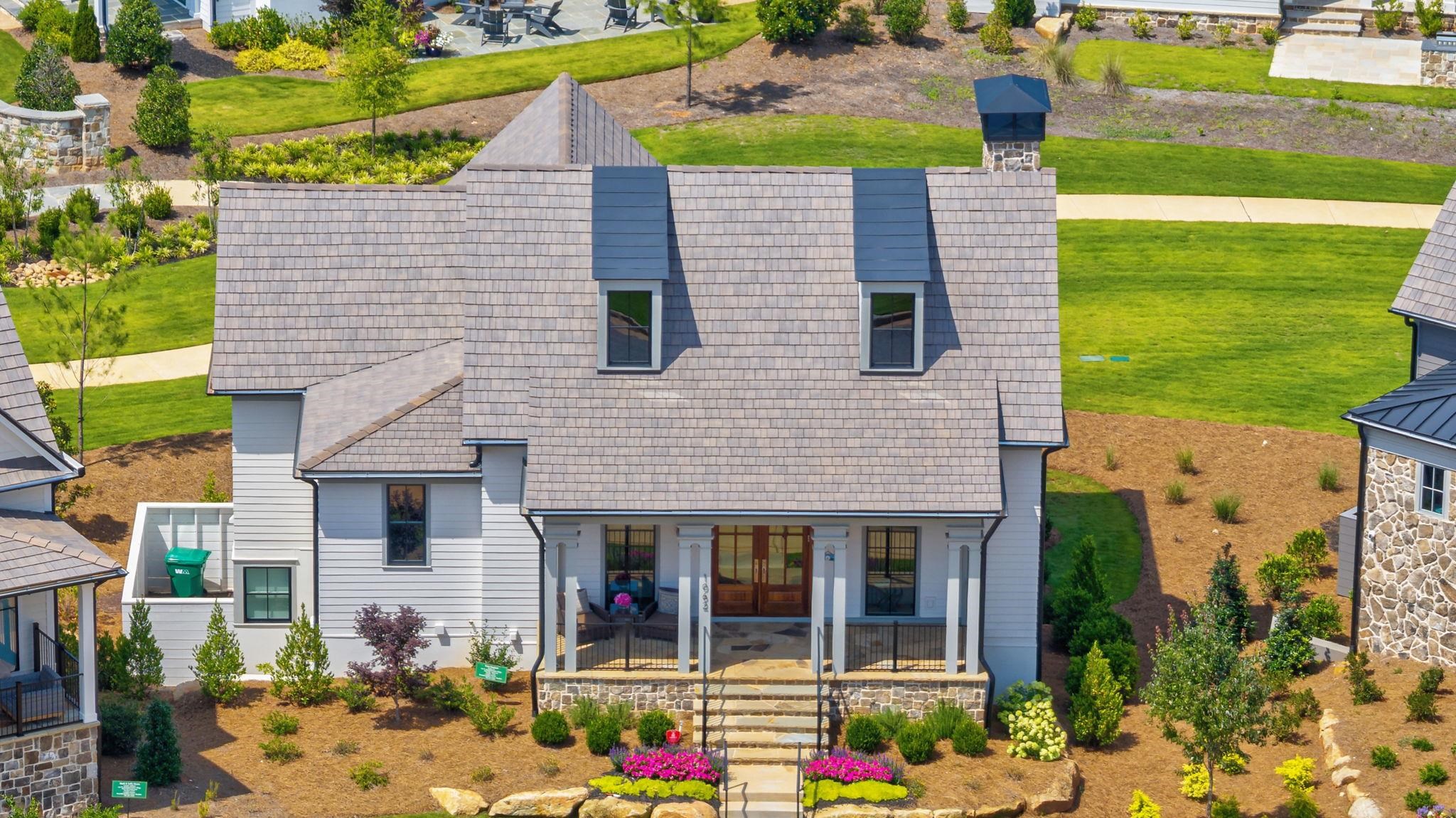 1062 FISH HOOK LANE
