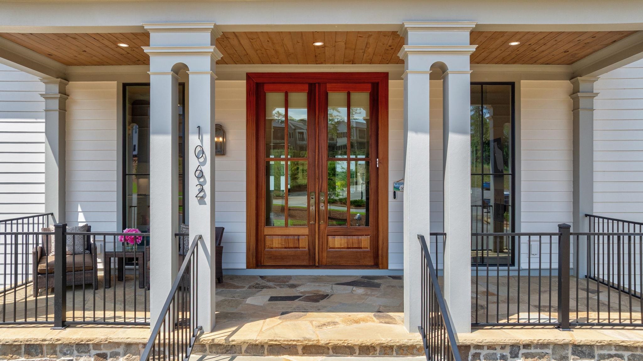 1062 FISH HOOK LANE