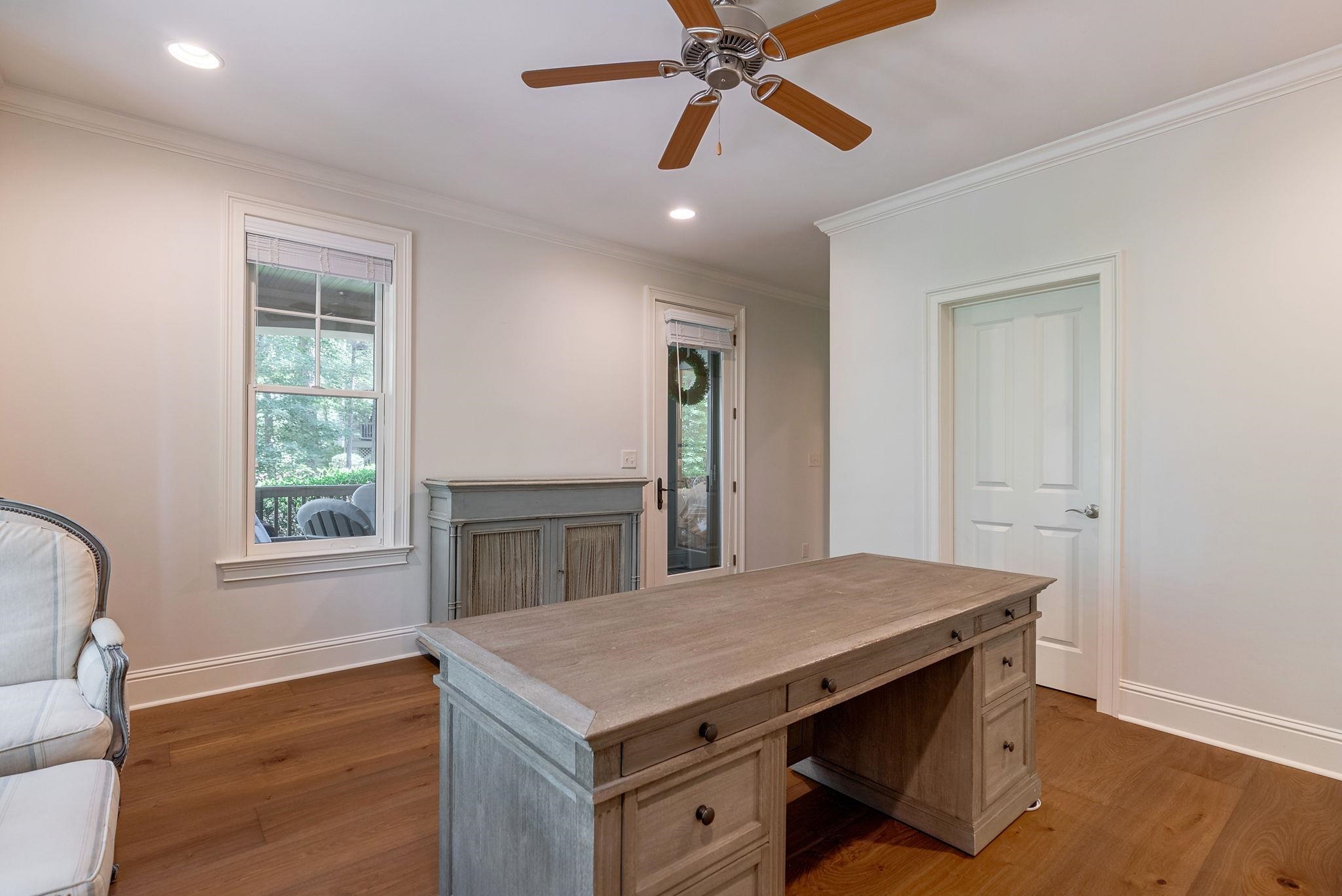 1081 REGENCY DRIVE