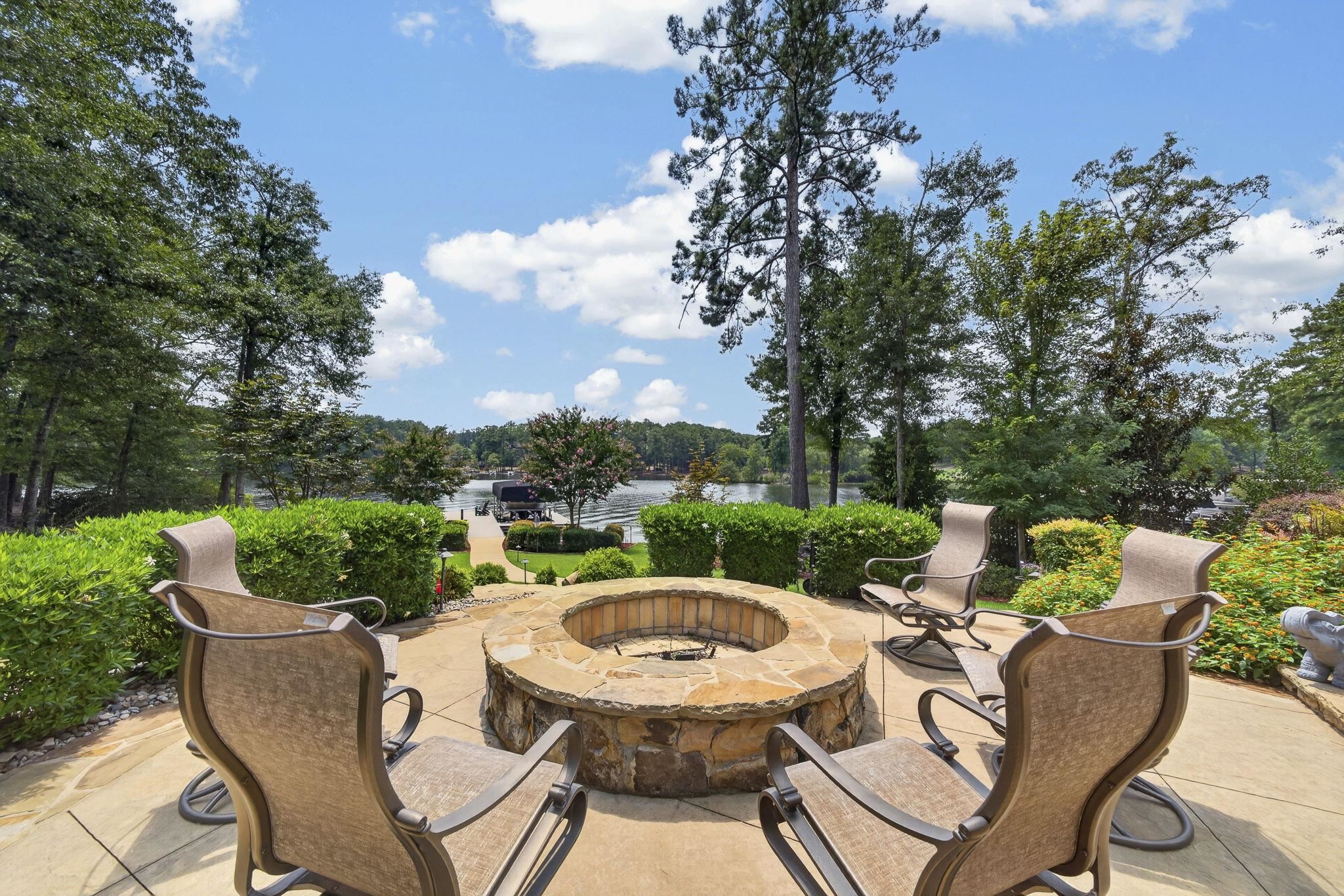 1381 SWIFT CREEK