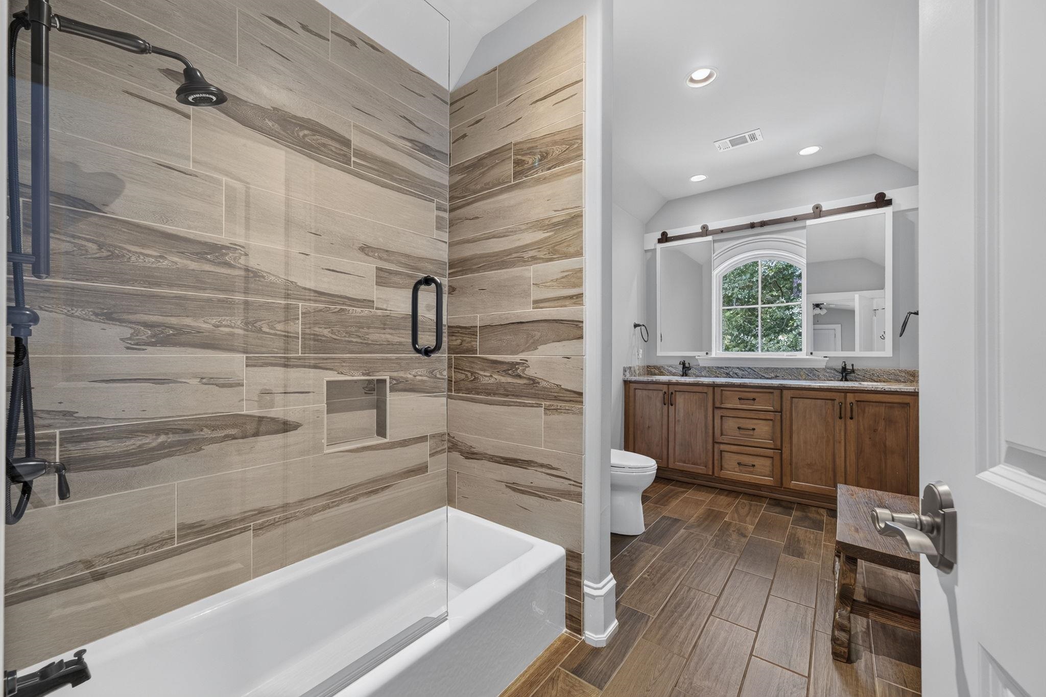 1381 SWIFT CREEK