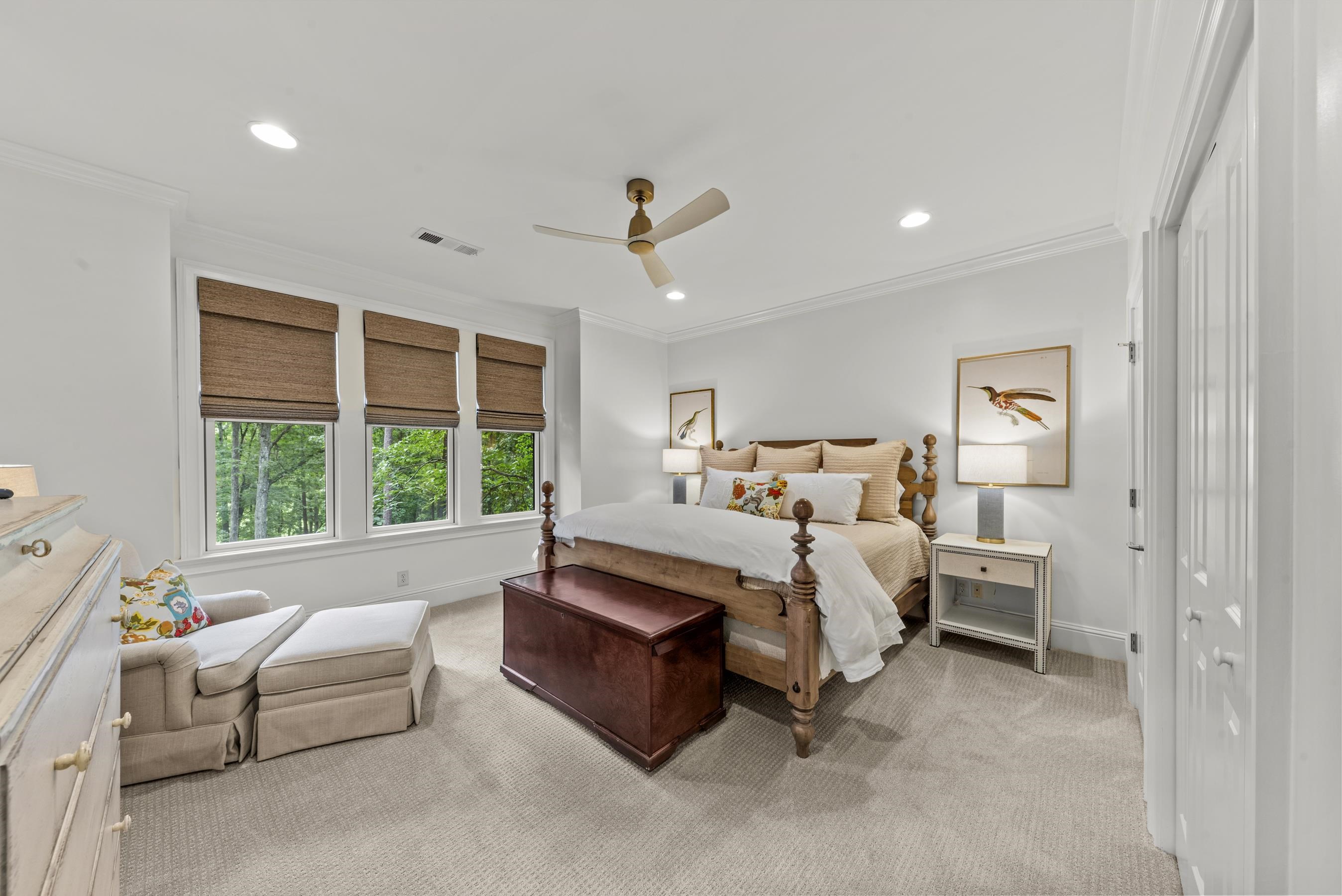 1030 SALLIES VIEW