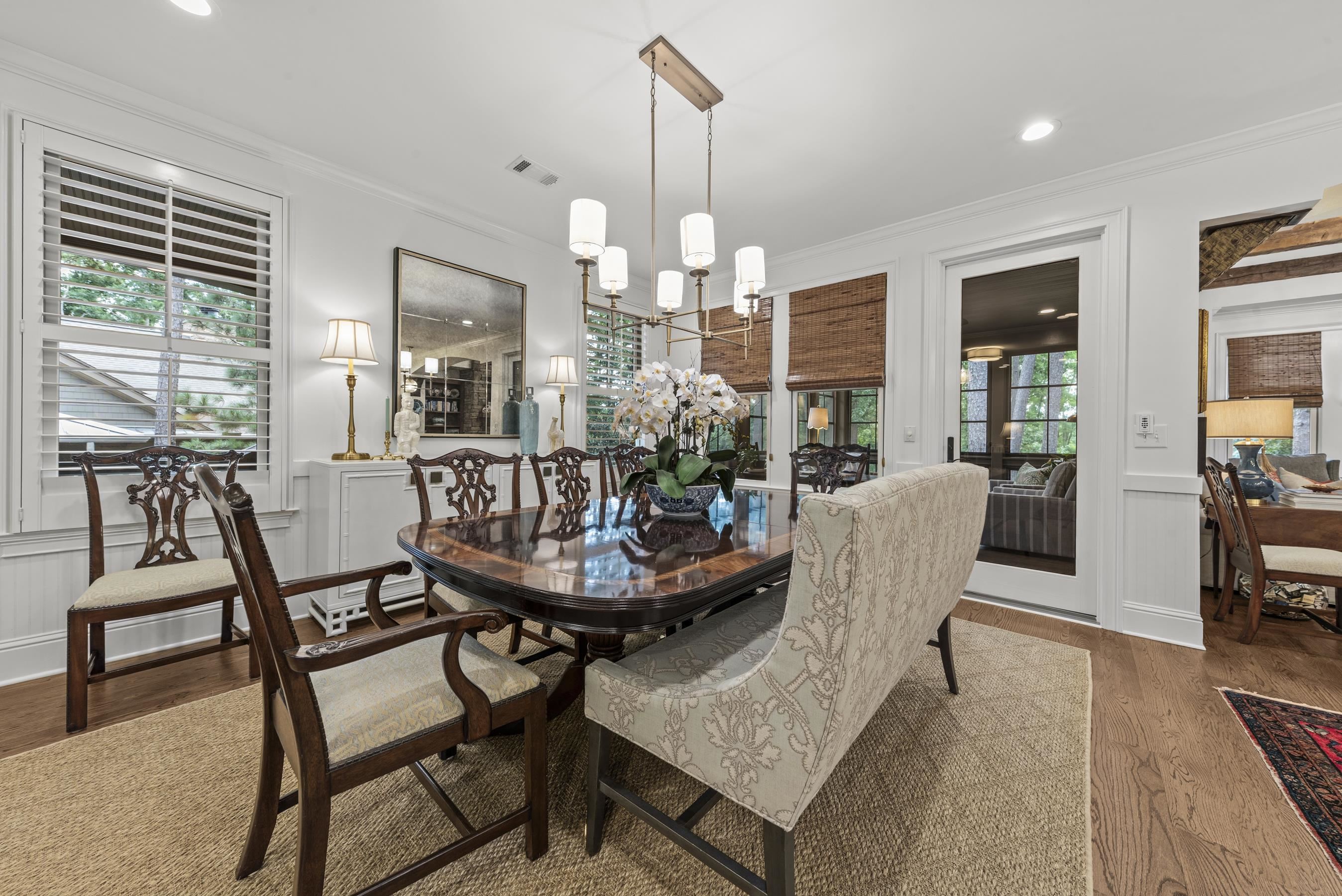 1030 SALLIES VIEW