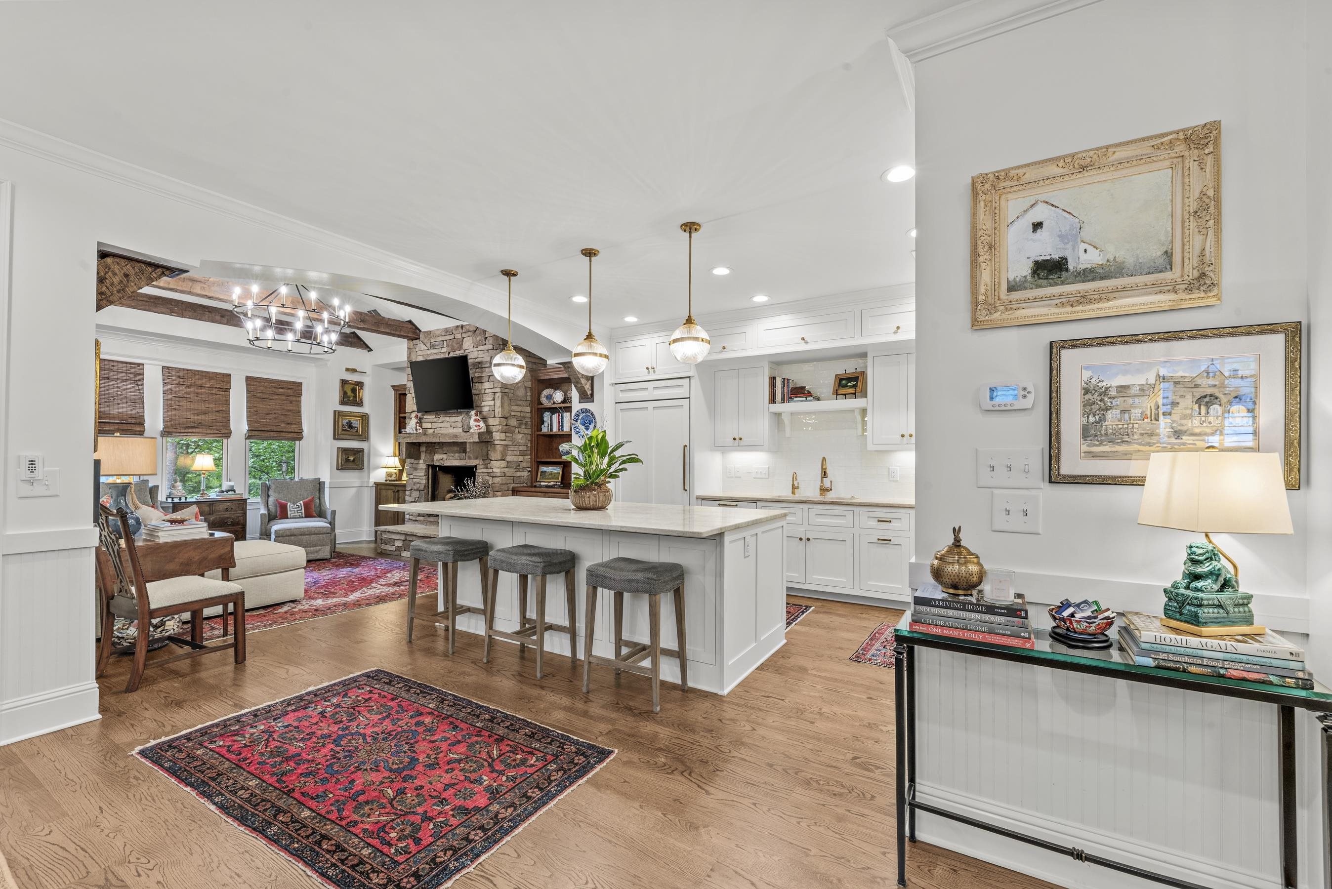 1030 SALLIES VIEW