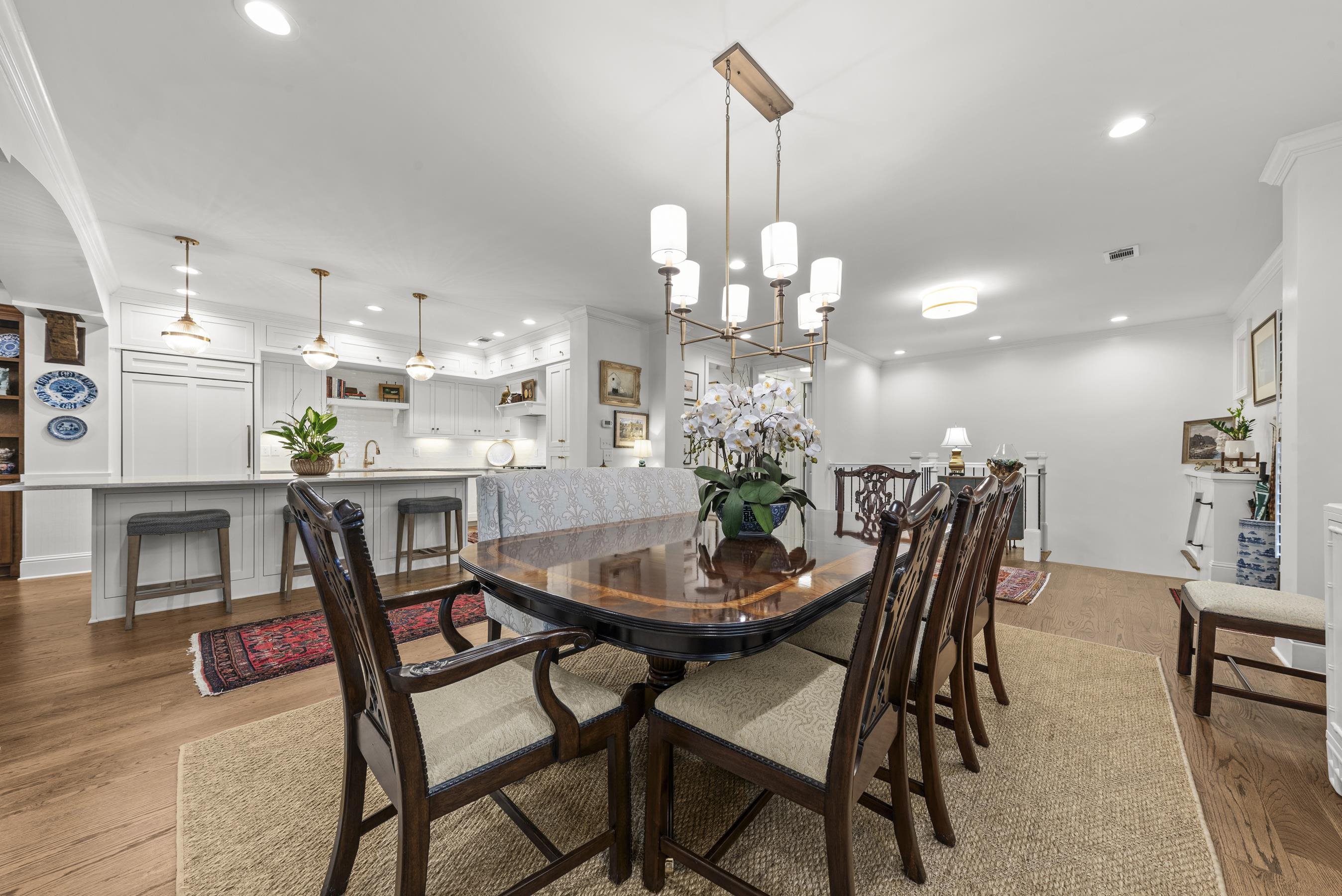 1030 SALLIES VIEW