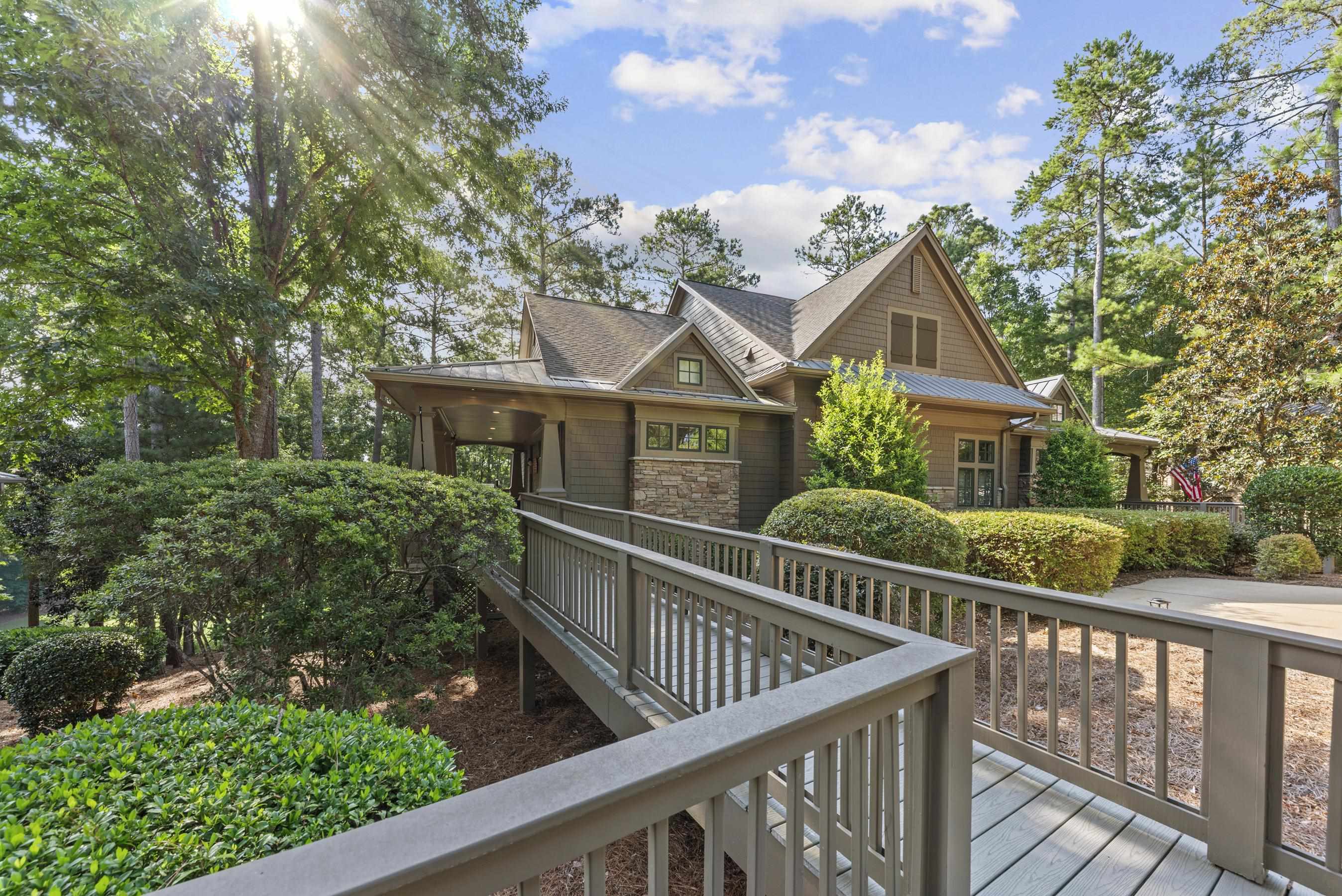 1030 SALLIES VIEW