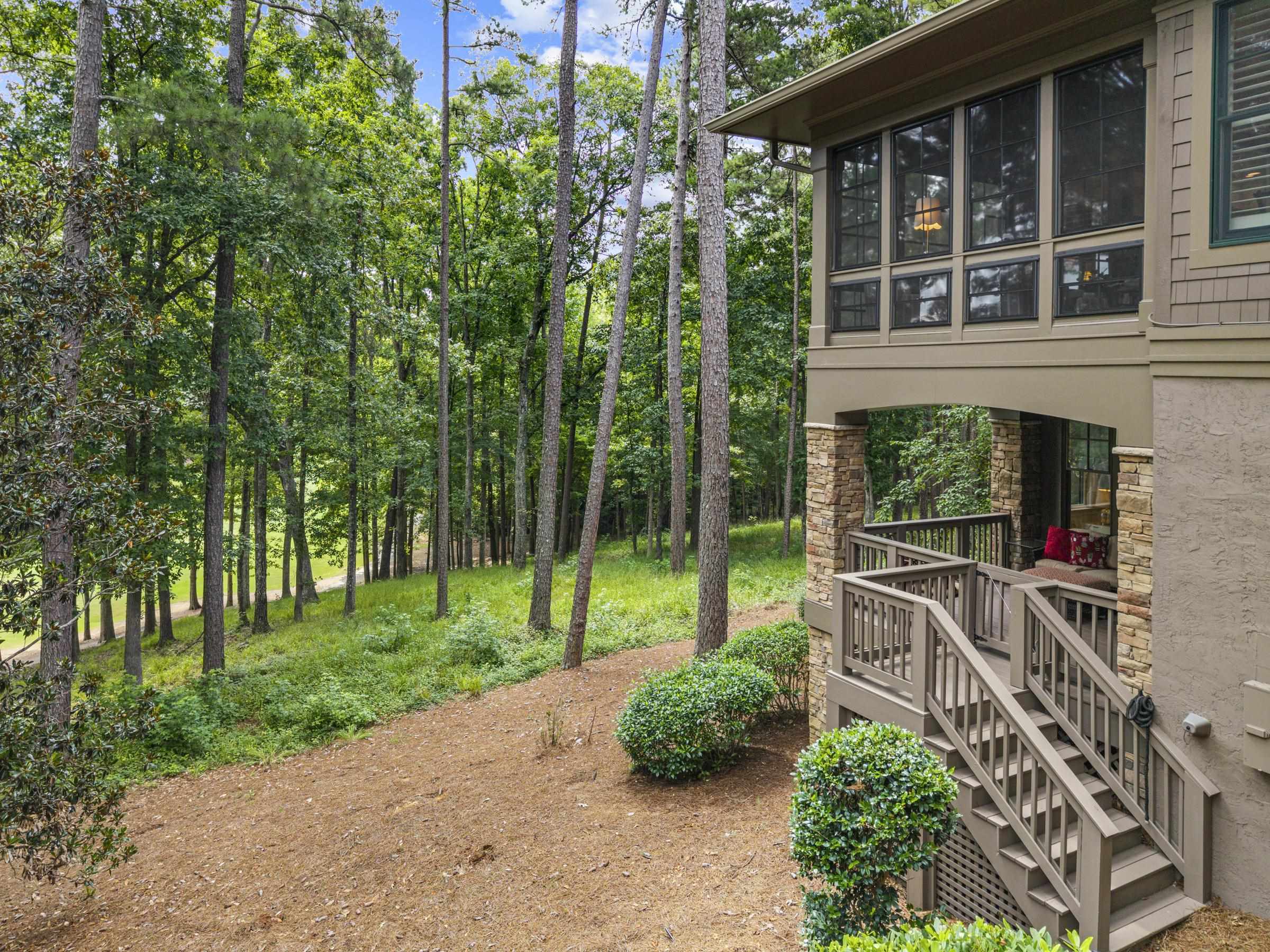 1030 SALLIES VIEW