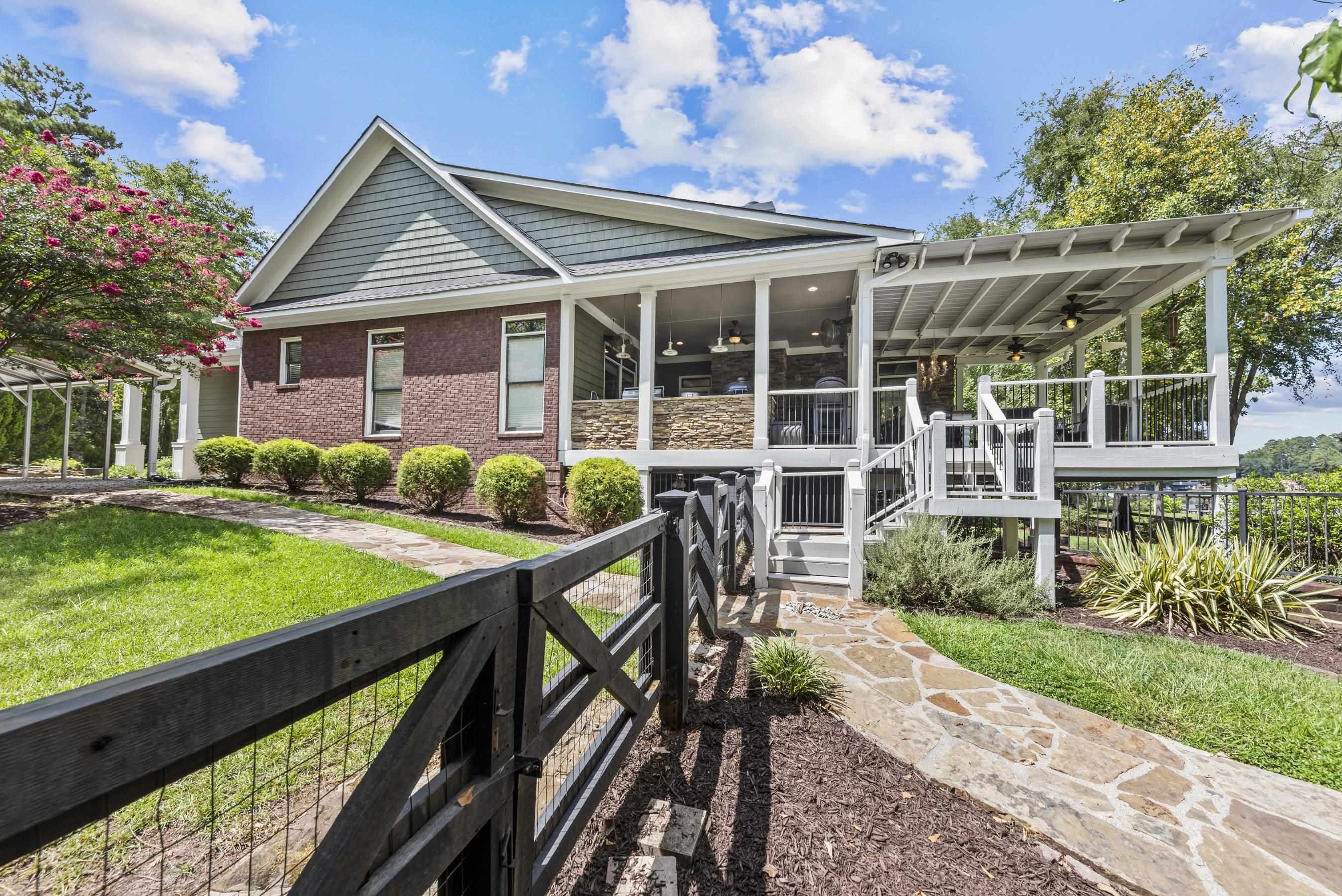 364 S. STEEL BRIDGE ROAD