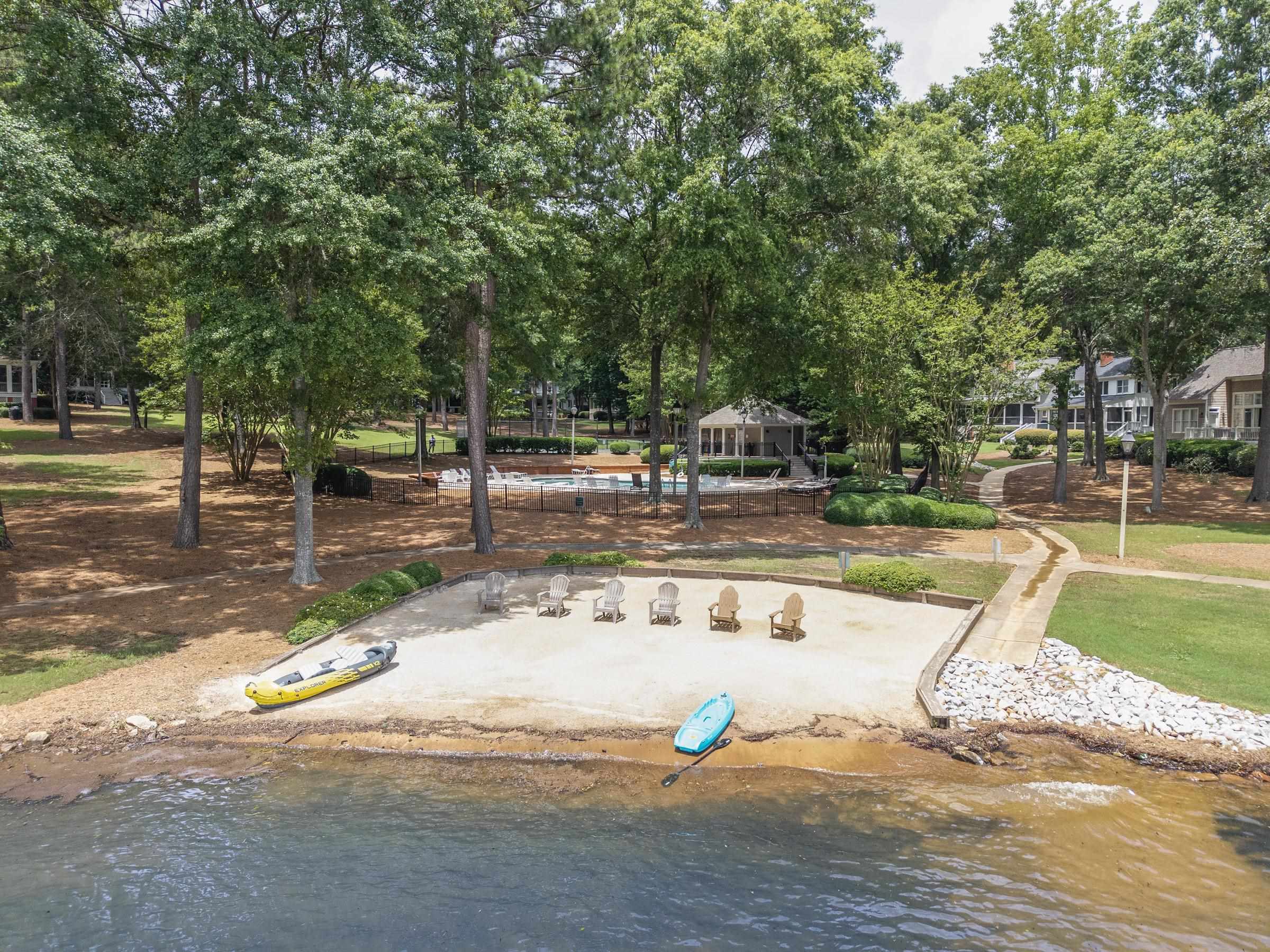 112 SEVEN OAKS COURT