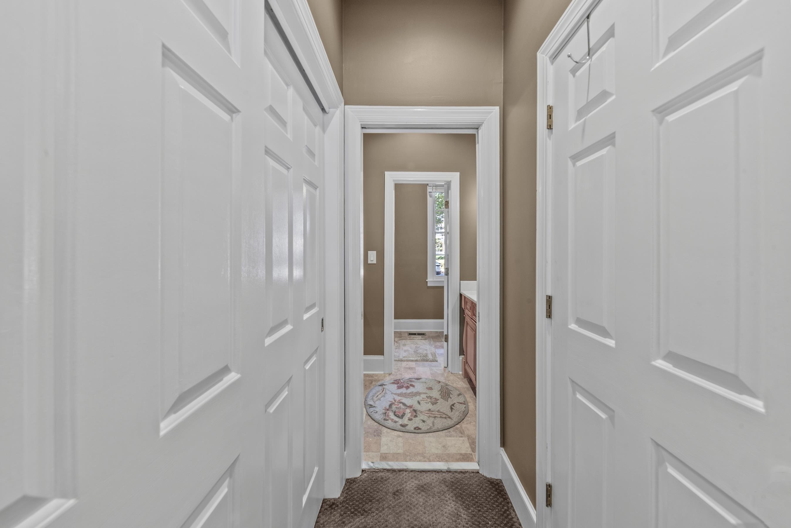 112 SEVEN OAKS COURT