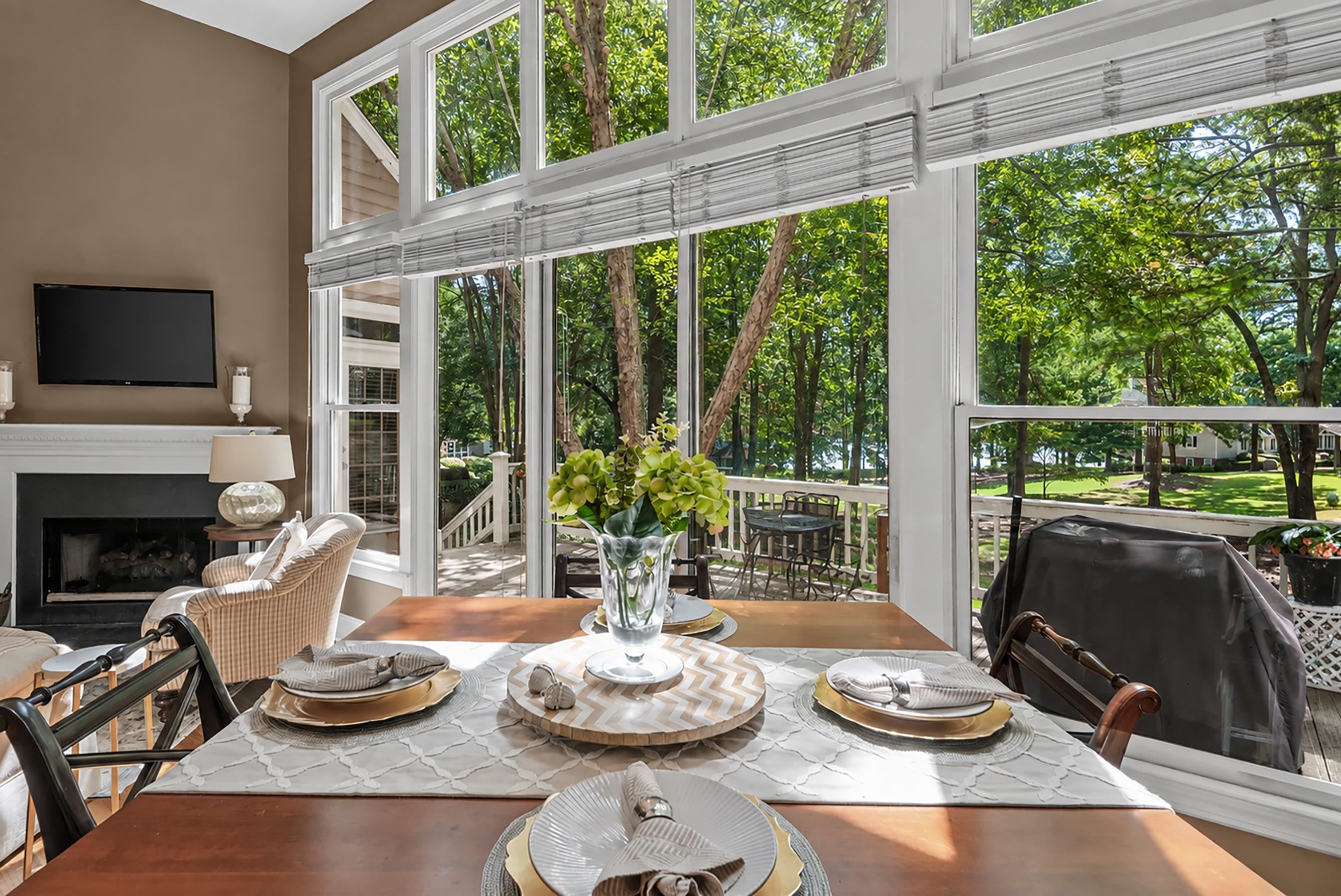 112 SEVEN OAKS COURT