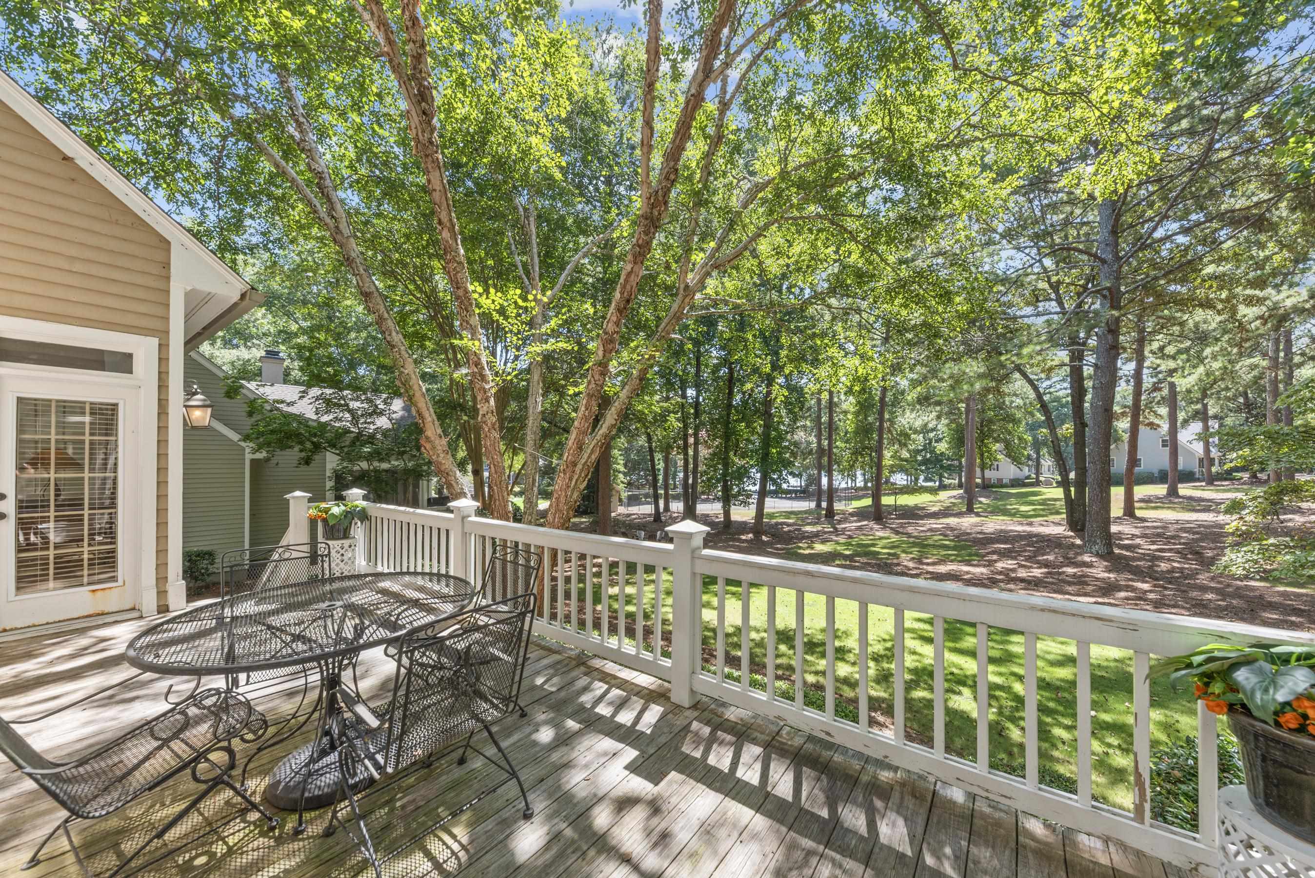 112 SEVEN OAKS COURT