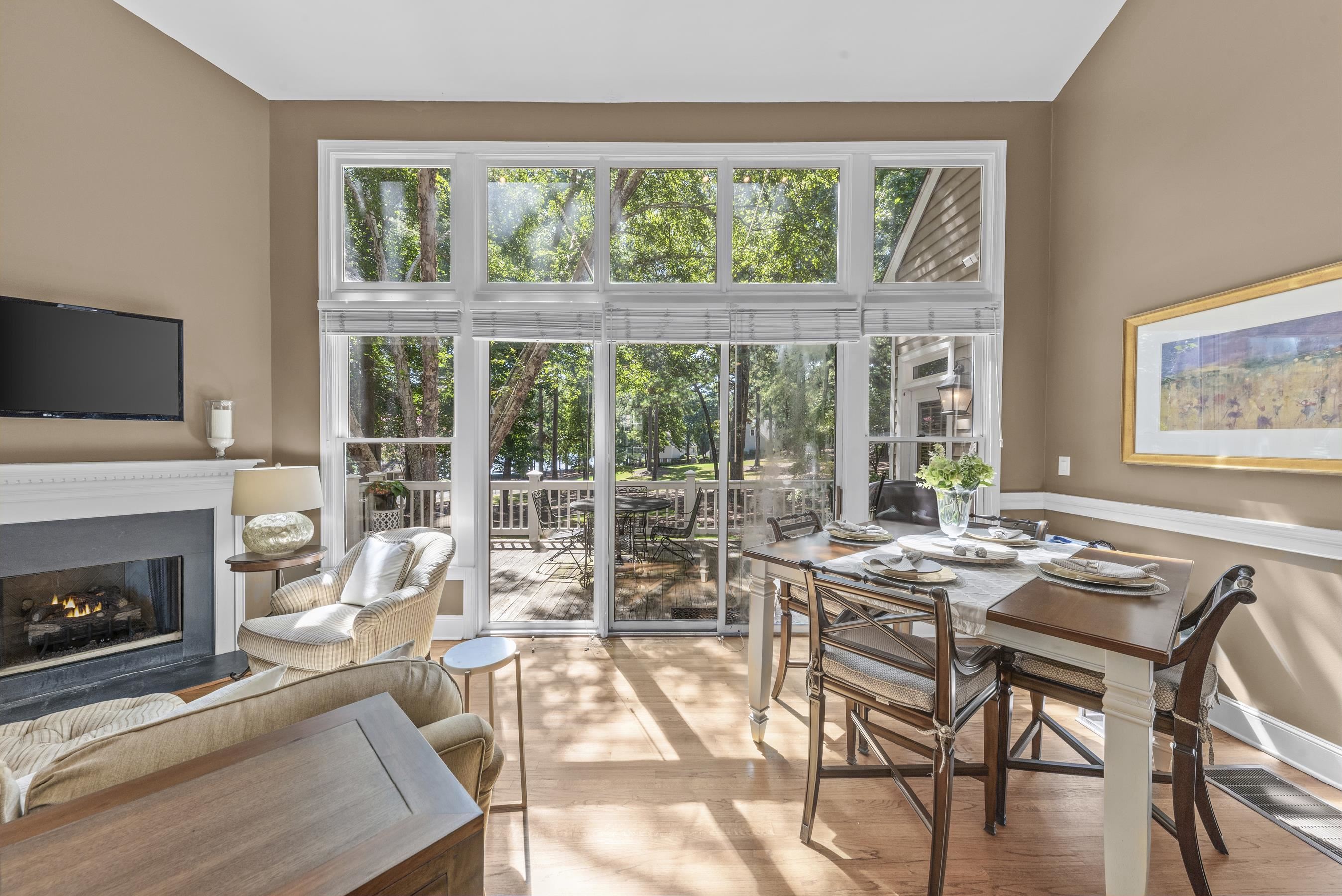 112 SEVEN OAKS COURT