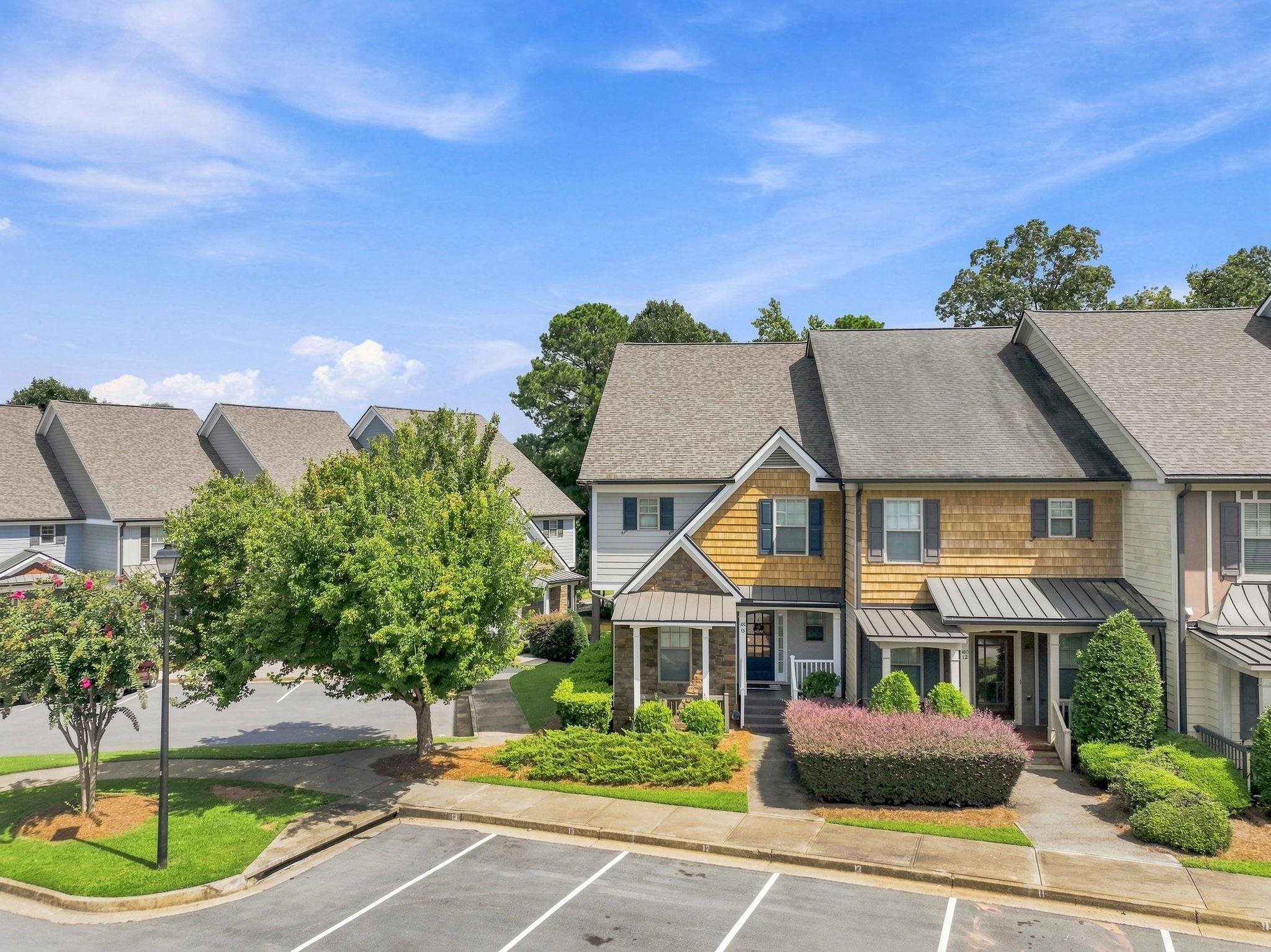 100 CRANE LANE
