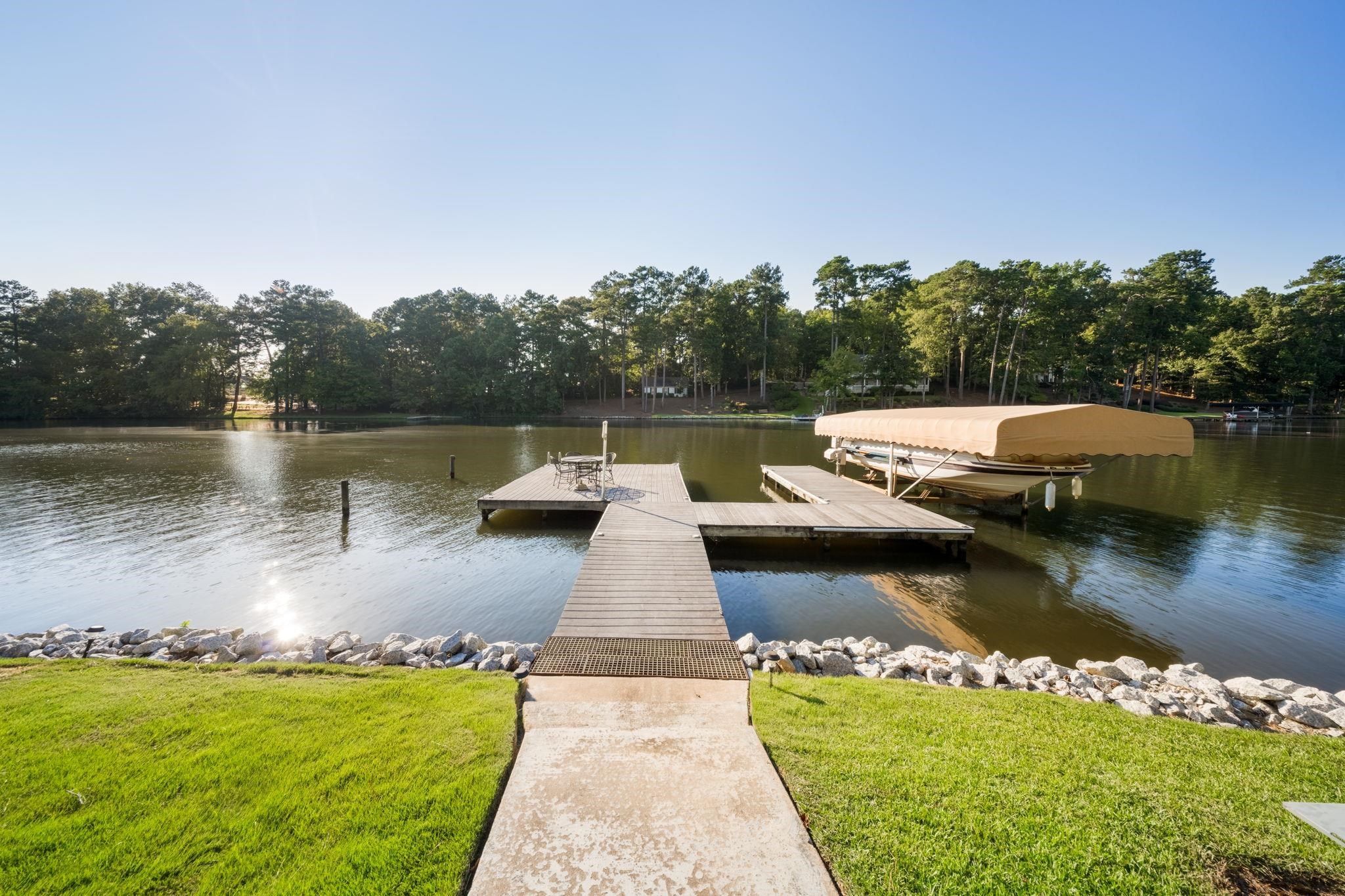 1550 PARKS MILL DRIVE