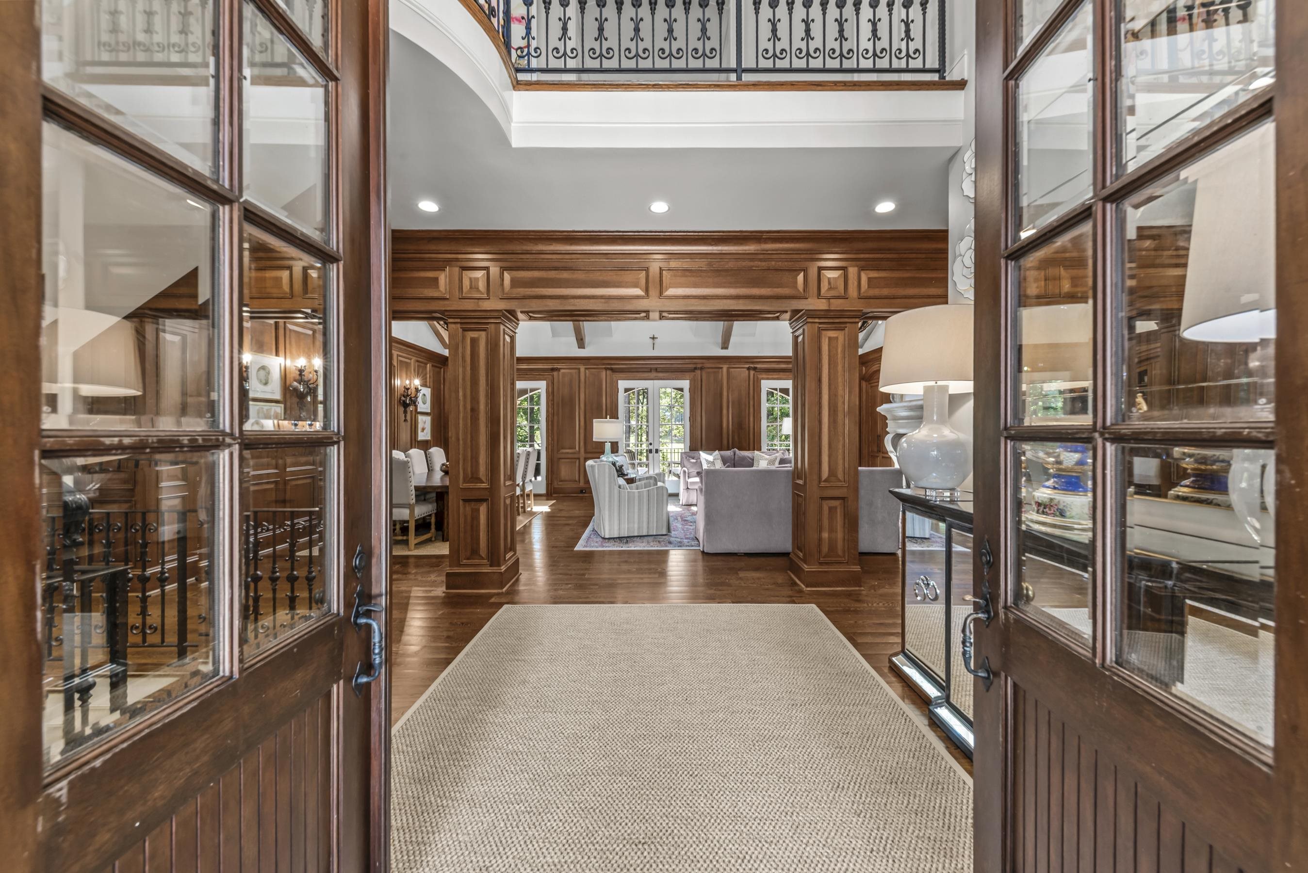 1241 LAKE CLUB DRIVE