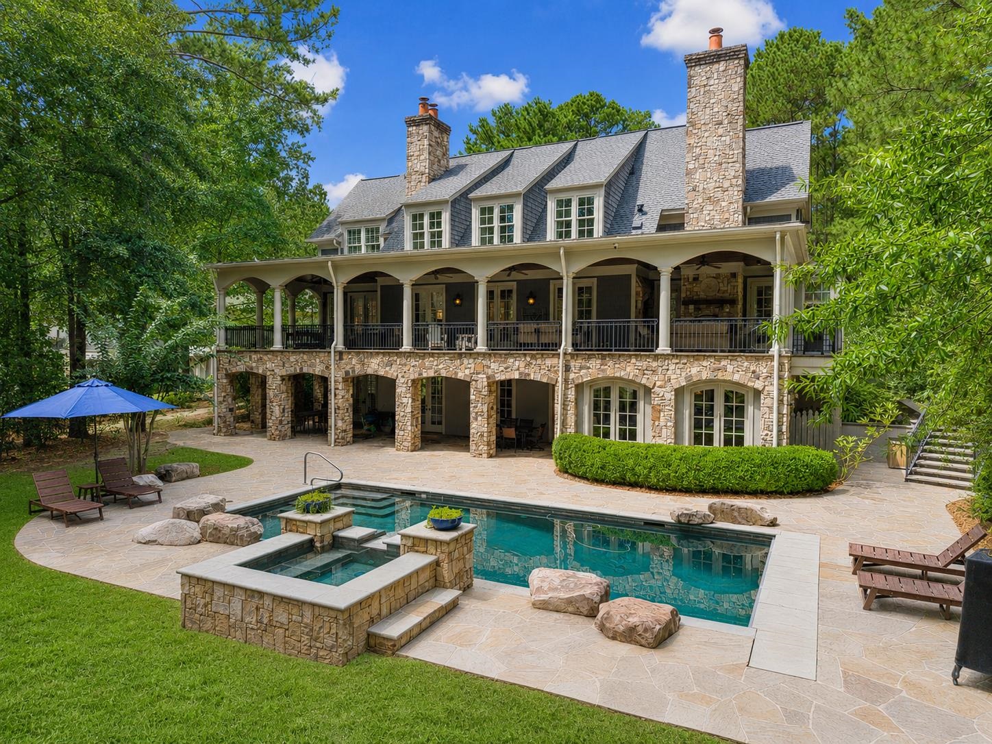 1241 LAKE CLUB DRIVE
