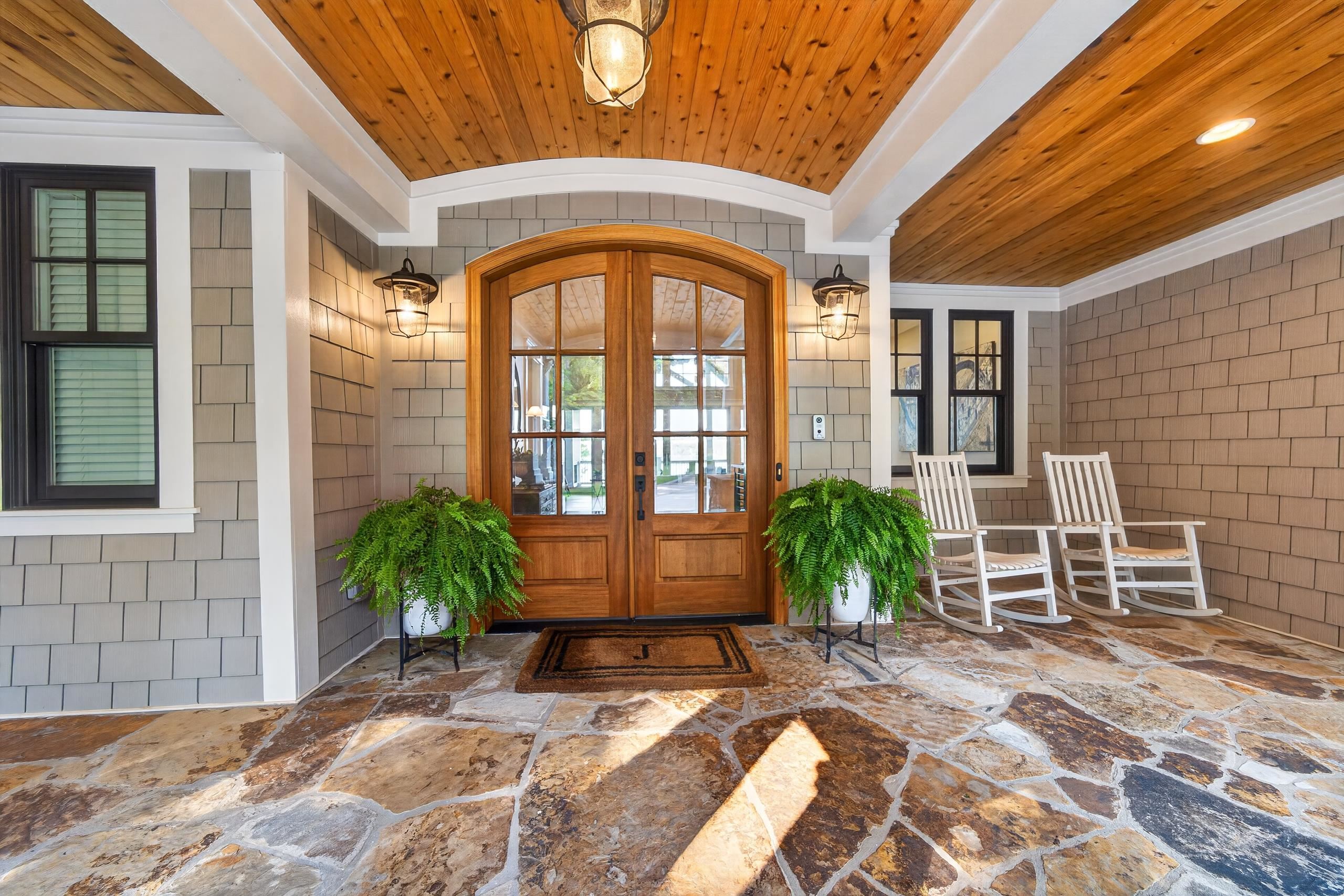 1131 KINGFISHER POINT