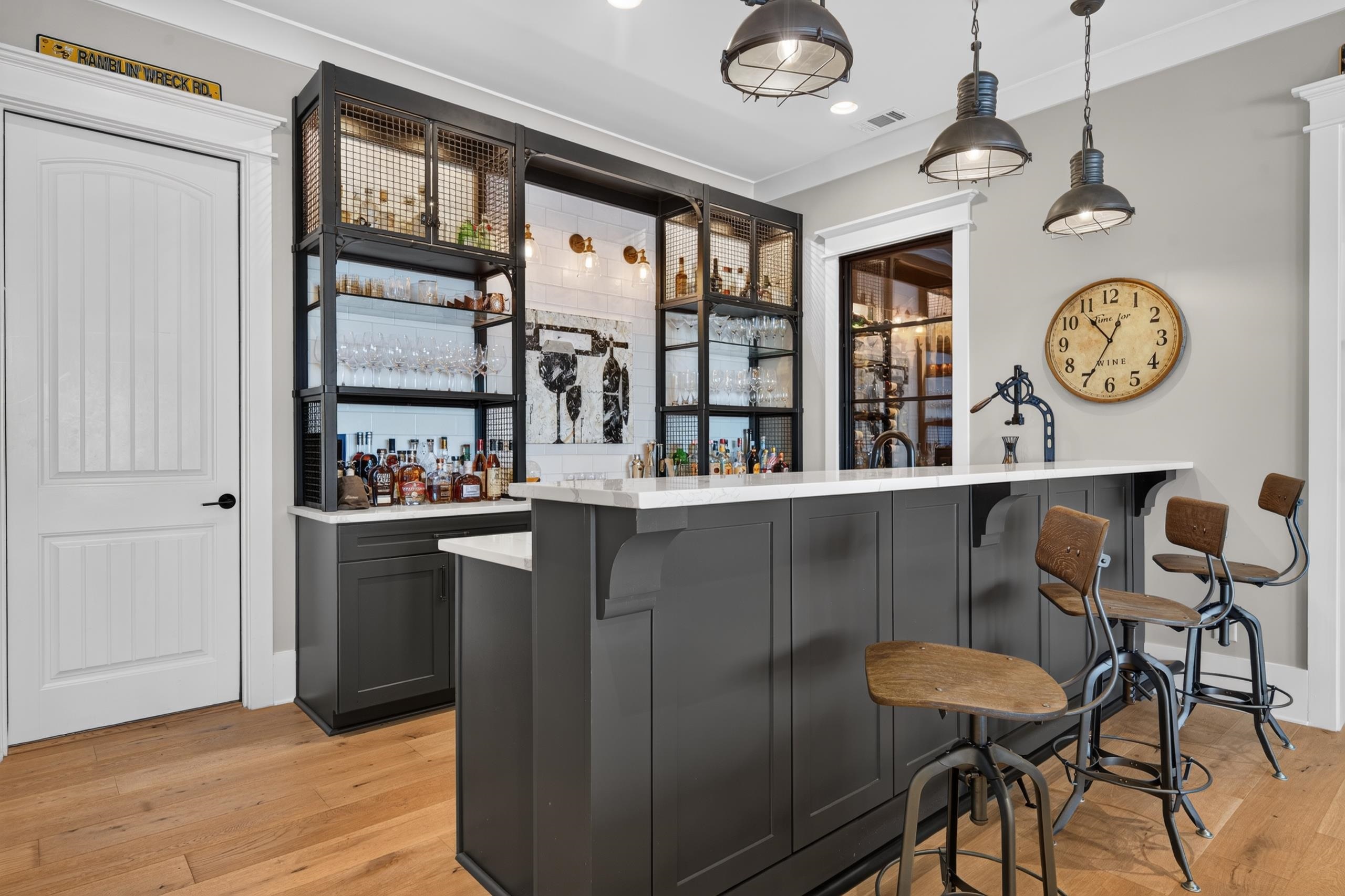 1131 KINGFISHER POINT