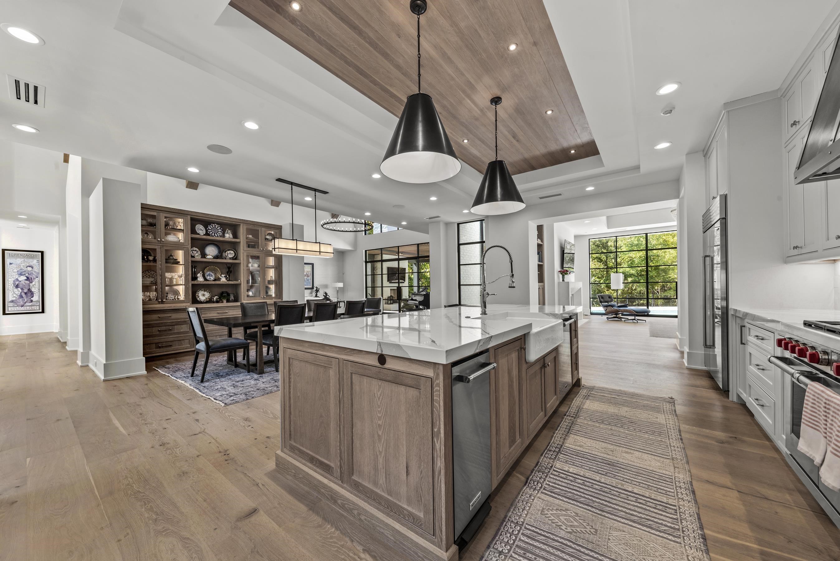 1021 NEARY RIDGE