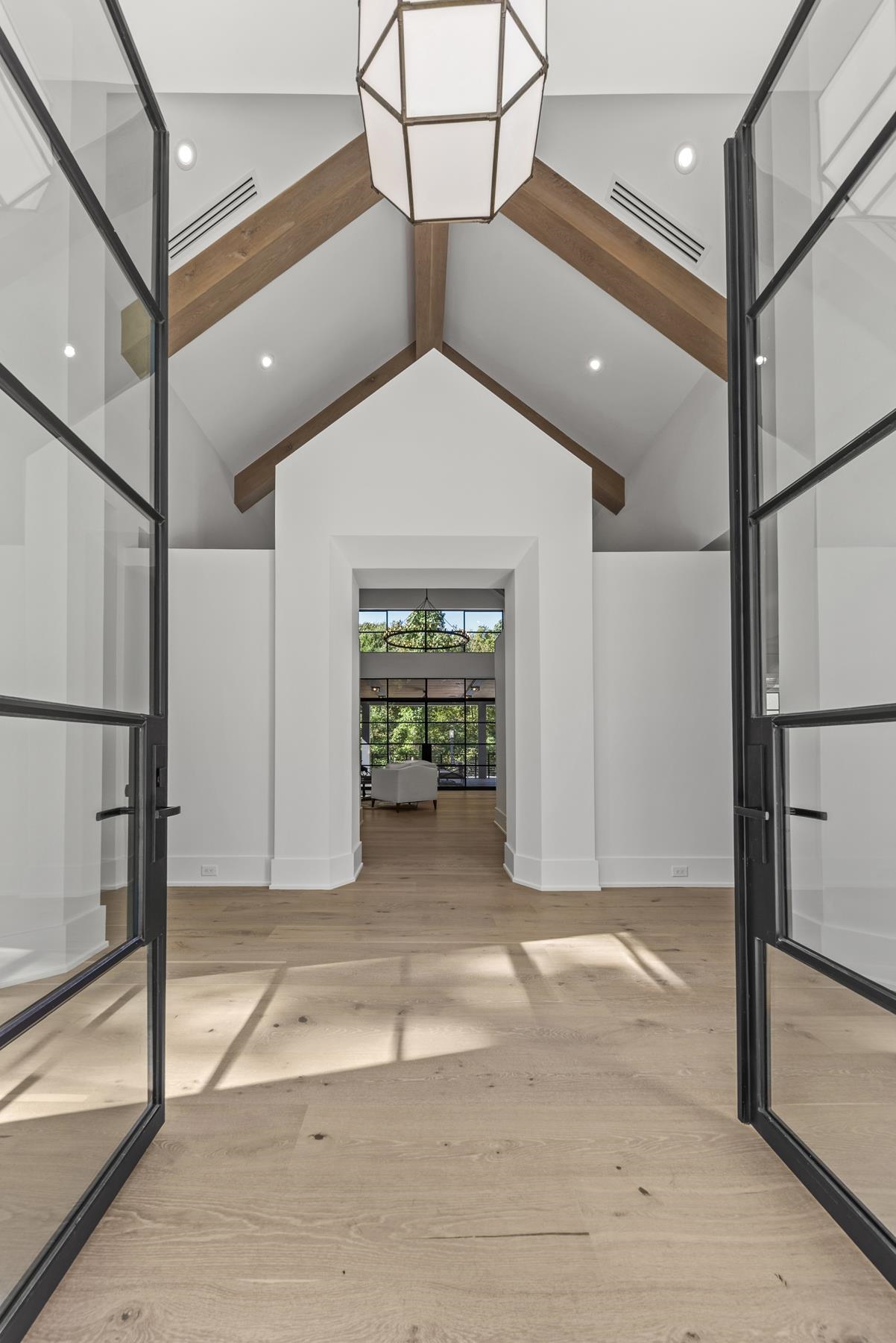 1021 NEARY RIDGE