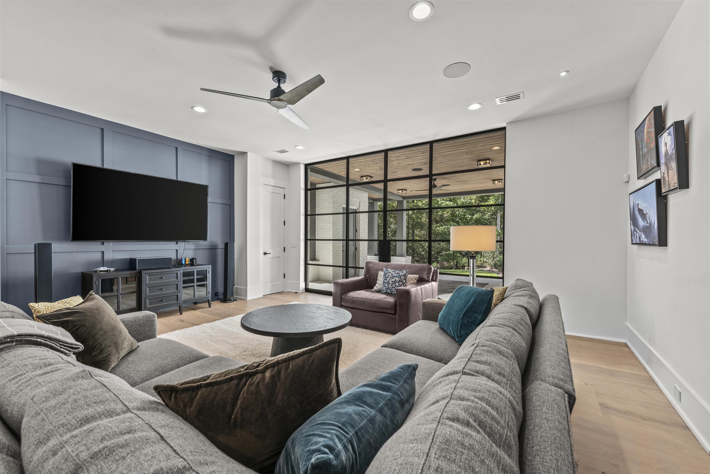 1021 NEARY RIDGE