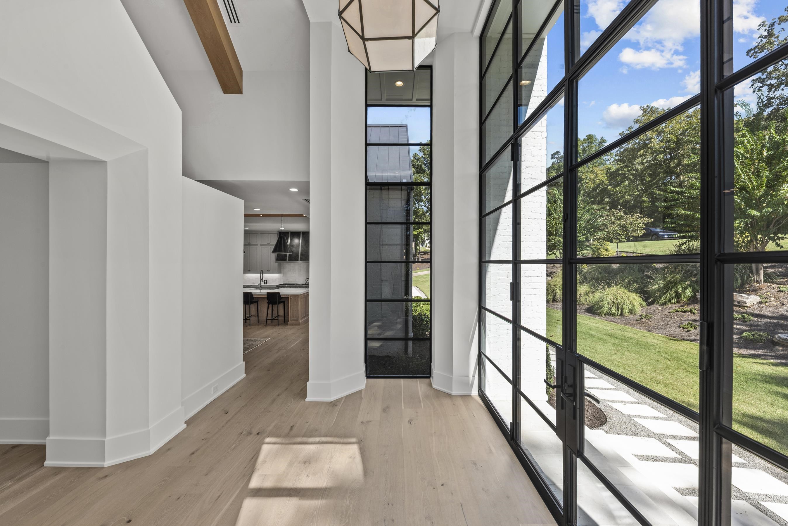 1021 NEARY RIDGE