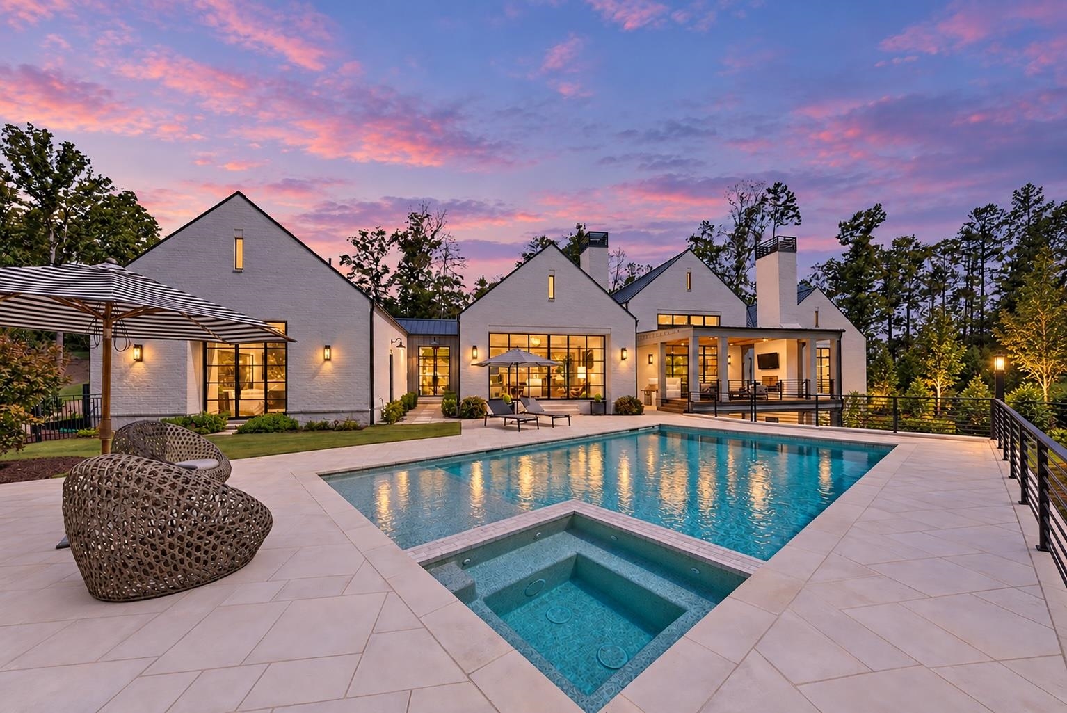 1021 NEARY RIDGE