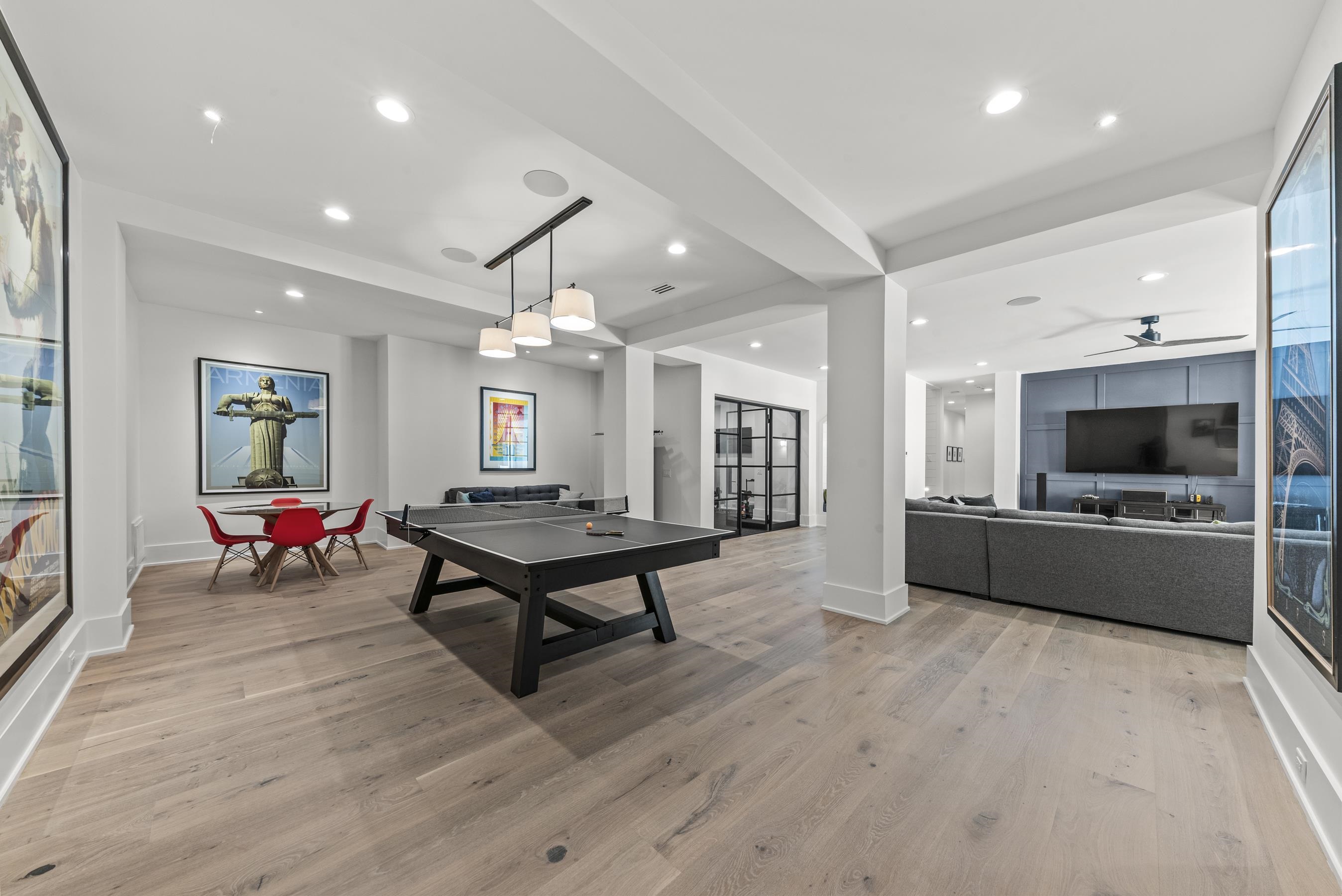 1021 NEARY RIDGE