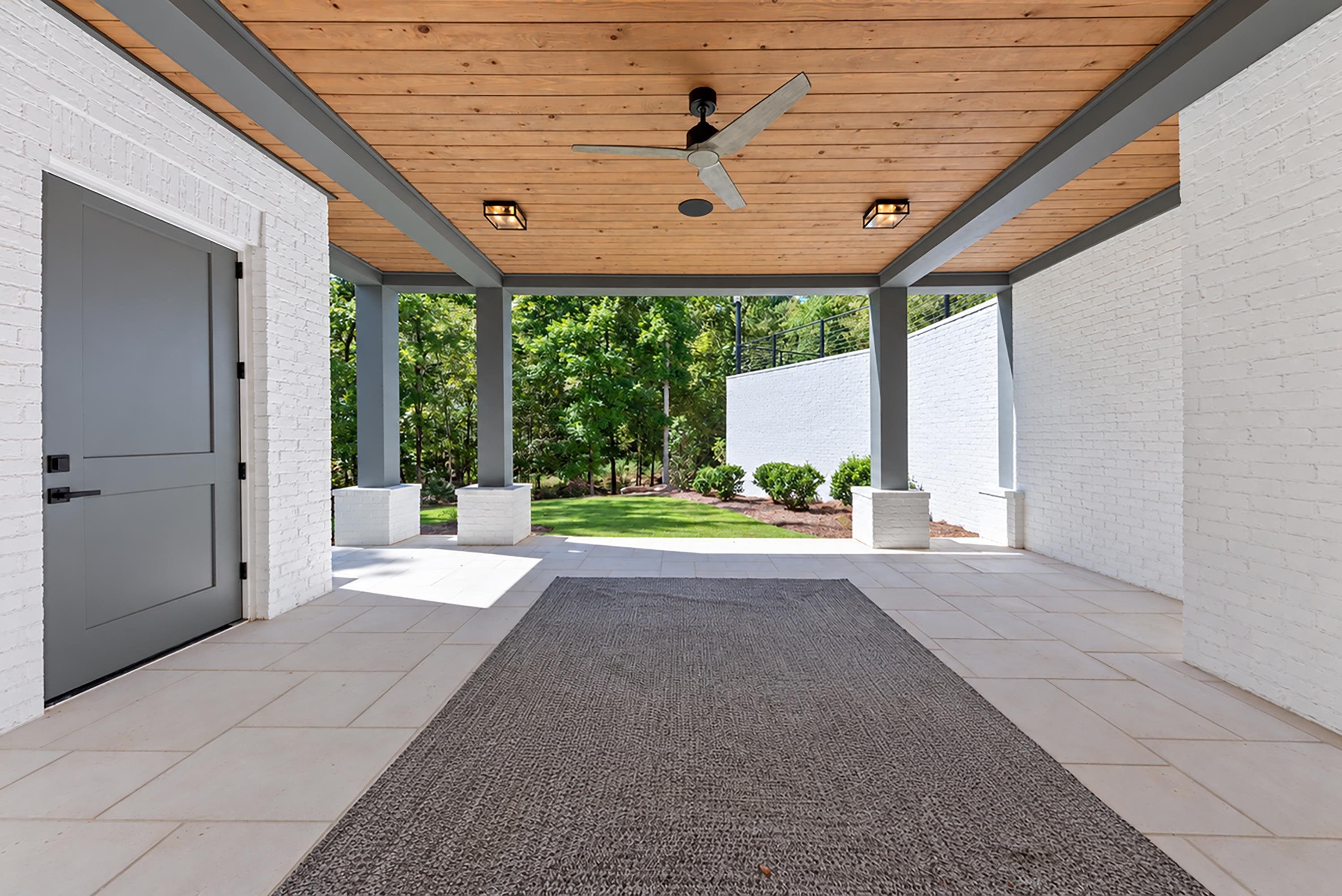 1021 NEARY RIDGE