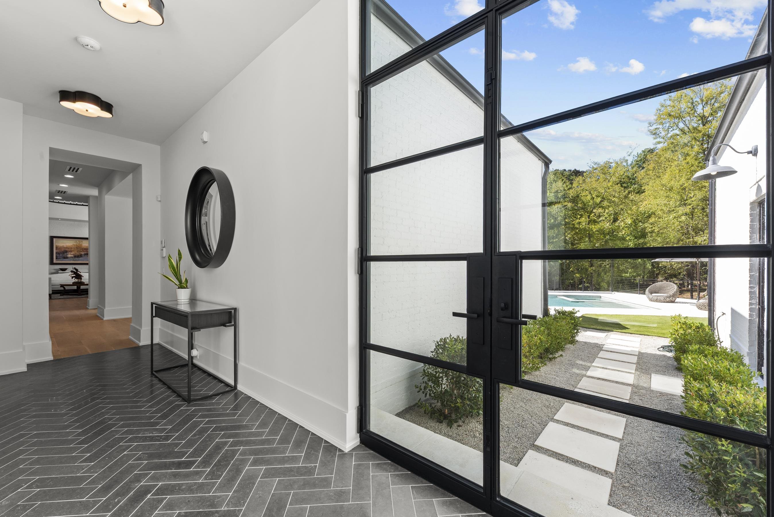 1021 NEARY RIDGE