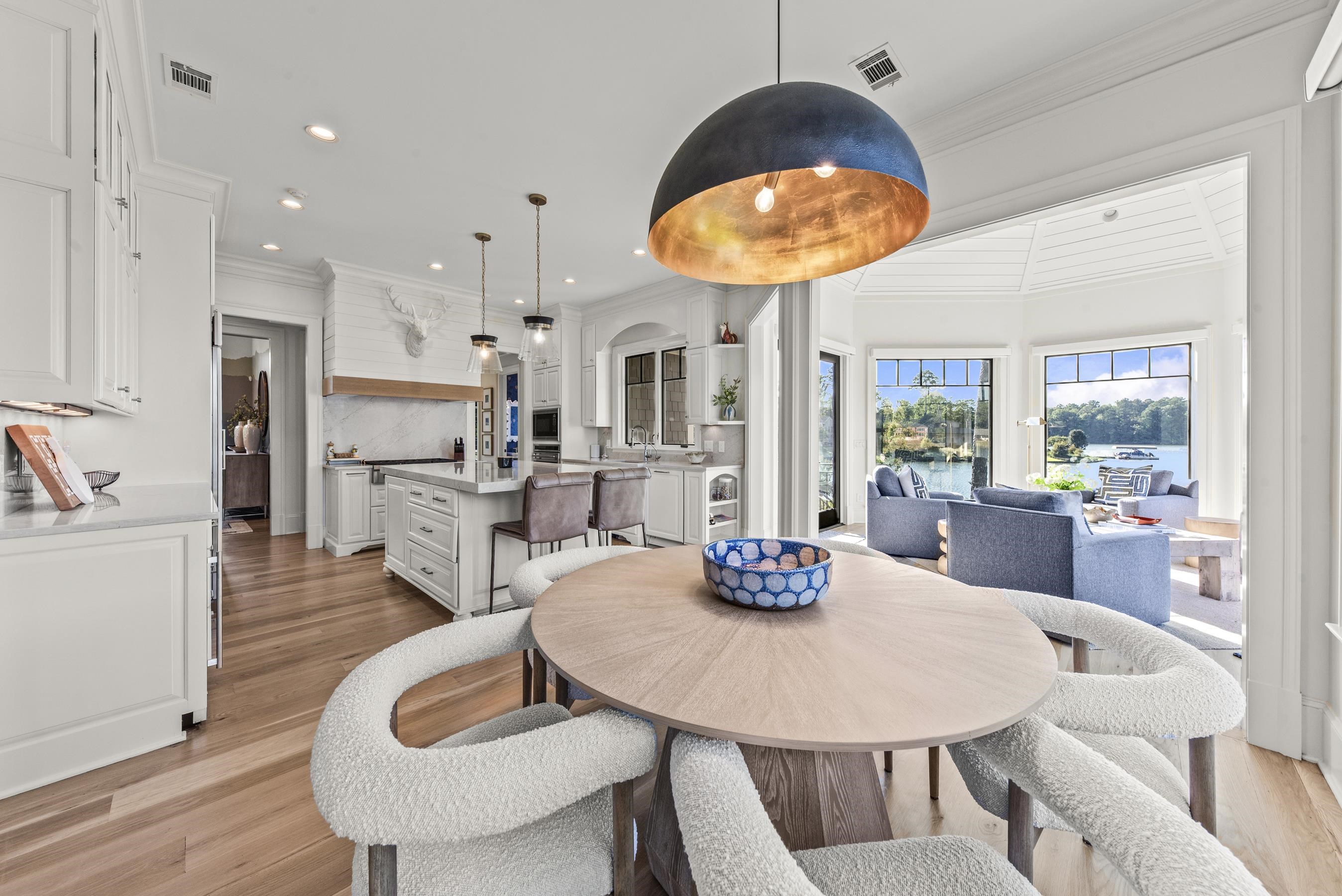 1370 ROSE CREEK