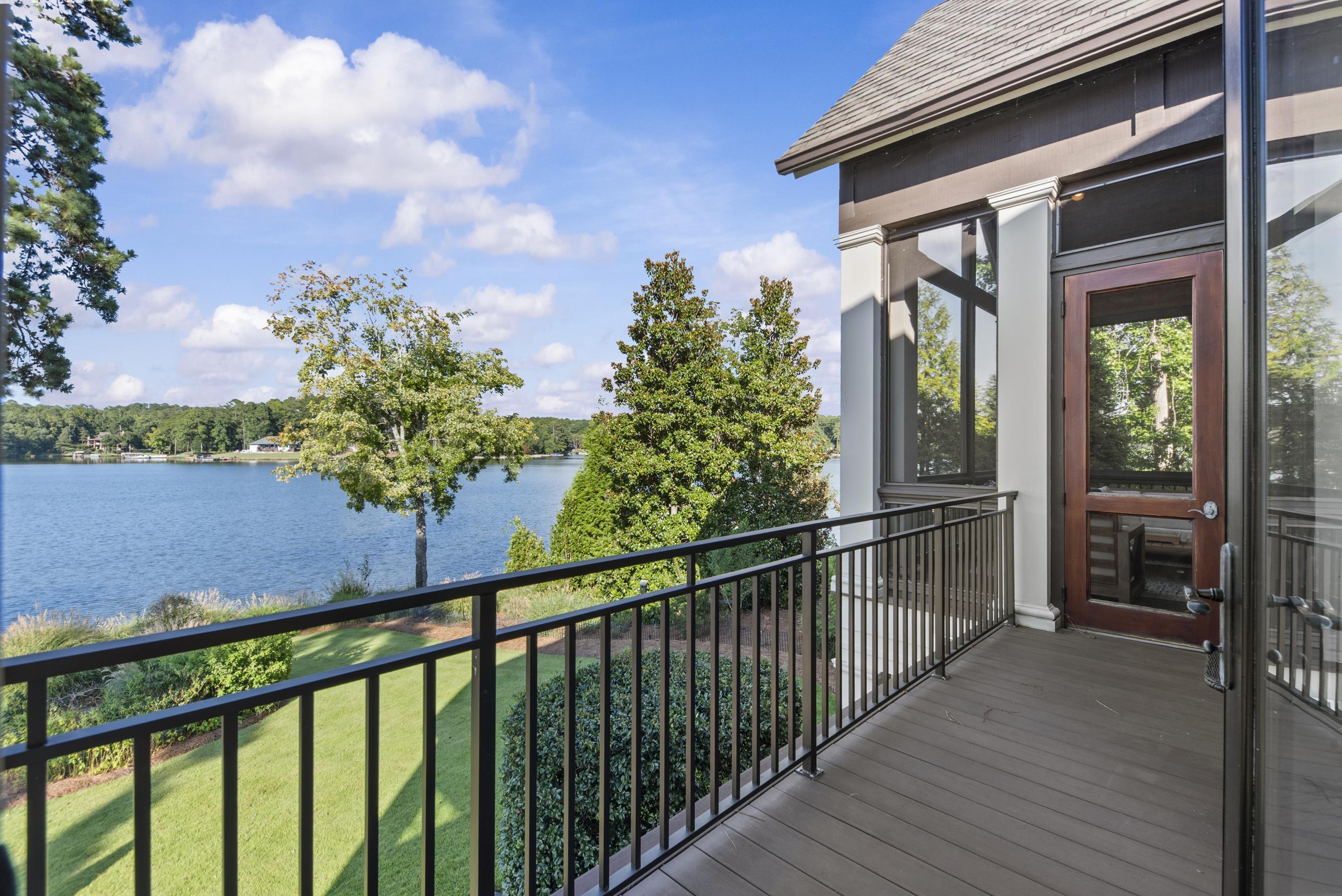 1370 ROSE CREEK